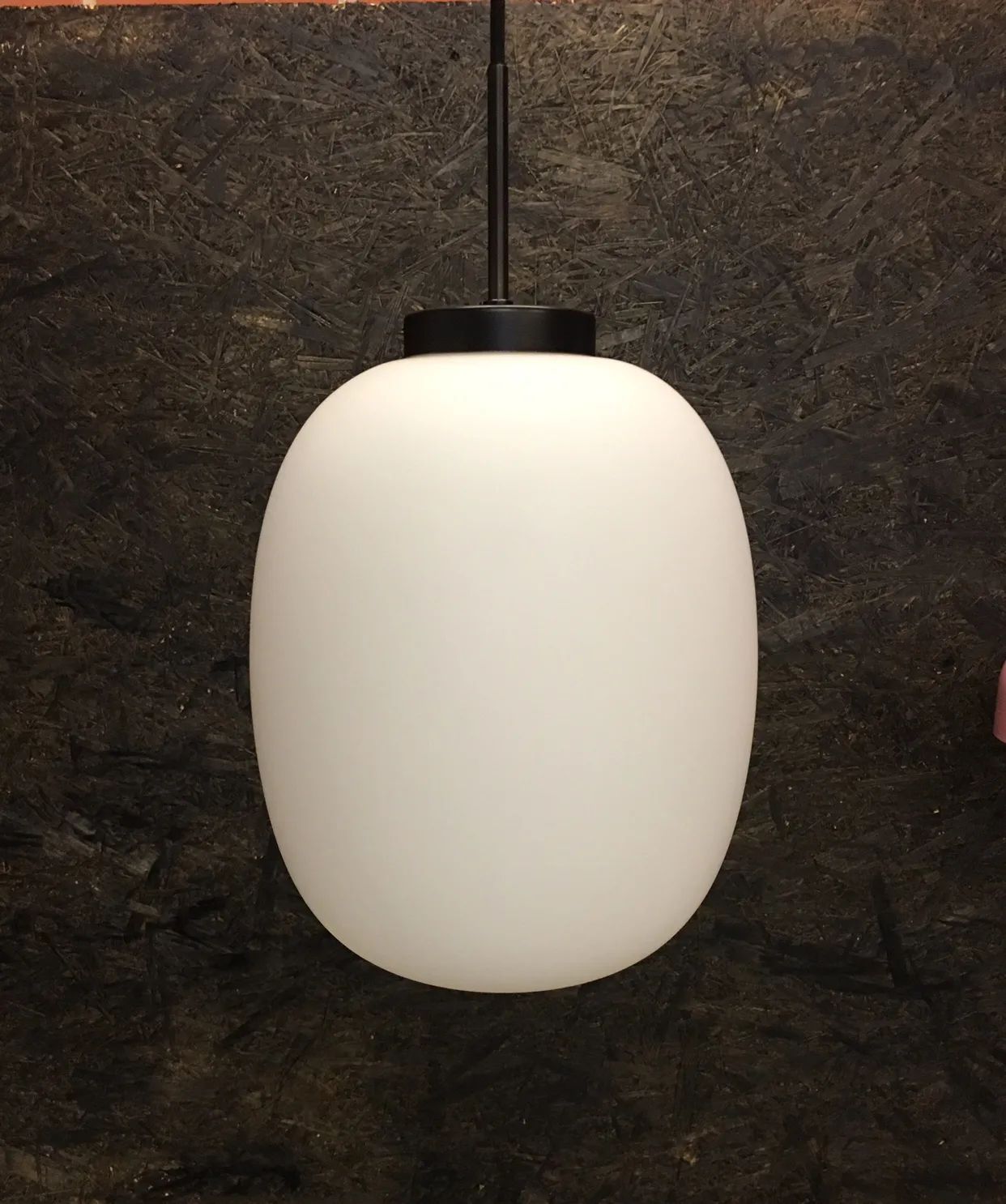 Dyberg Larsen Pendler DL39 Pendel i Opal, 30 cm, 2