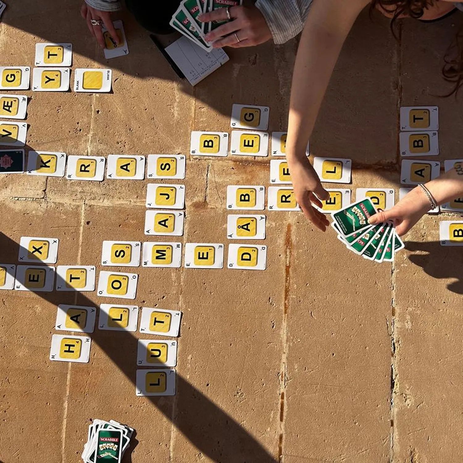 Spilbræt Spil Kortspil - Scrabble i Multifarvet, 2
