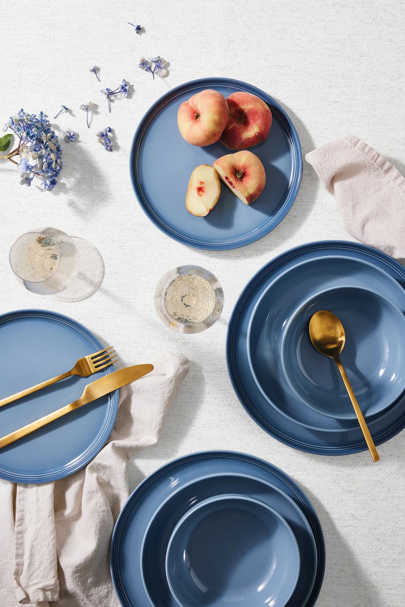 Le Creuset Frokosttallerkener Coupe Collection Coupe Frokosttallerken i Chambray, 22 cm, 2