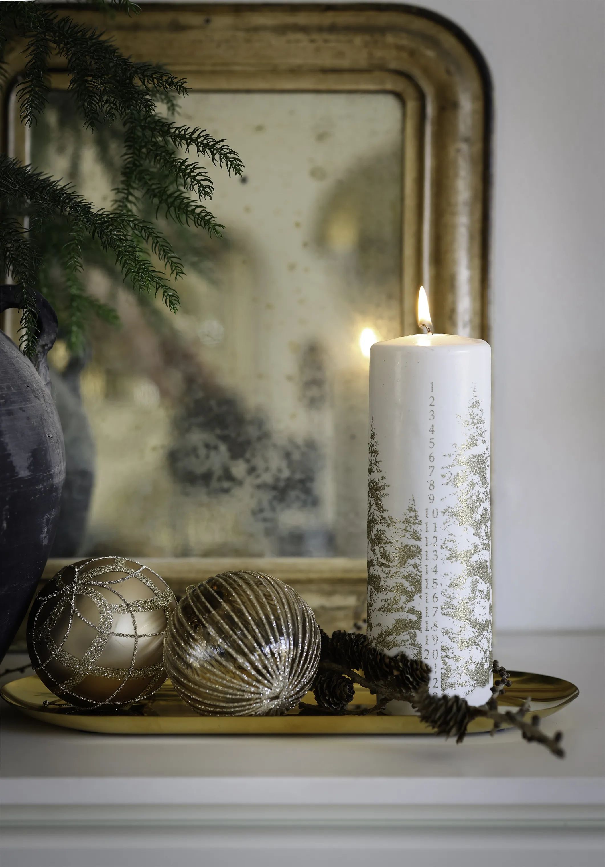 Casa Christmas Kalenderlys Kalenderlys i Hvid/guld, 2