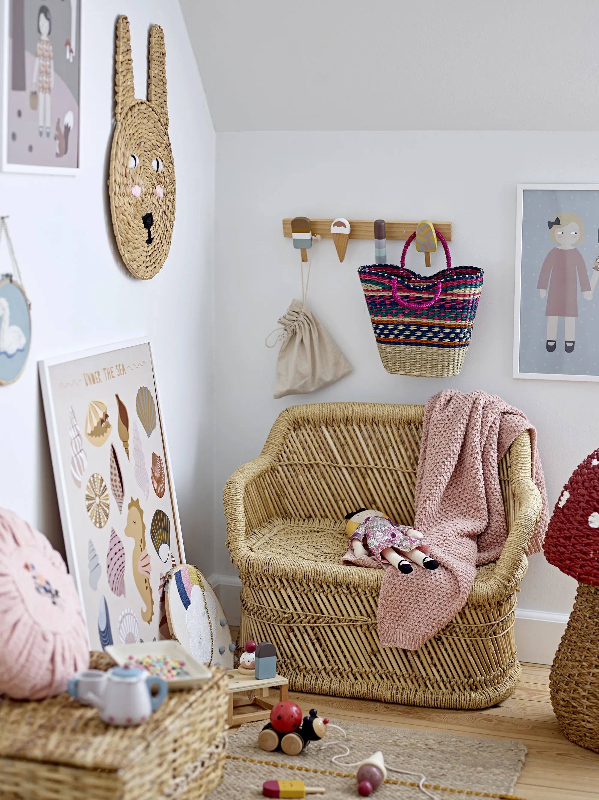 Bloomingville Mini Knagerækker MINI Zyon Knagerække i Brun, 3