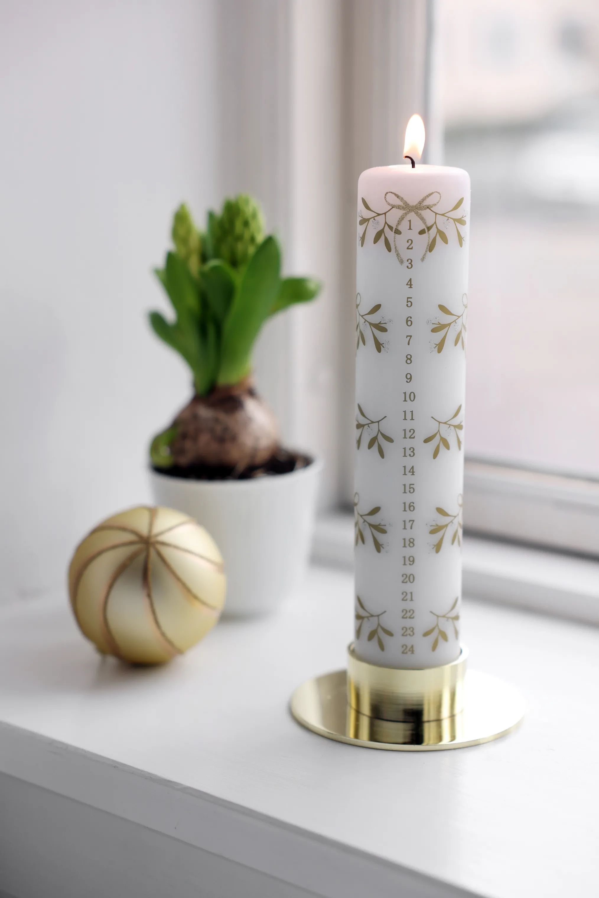 Casa Christmas Julekugler Julekugle i Guldfarvet mat/blank/glimmer, 2