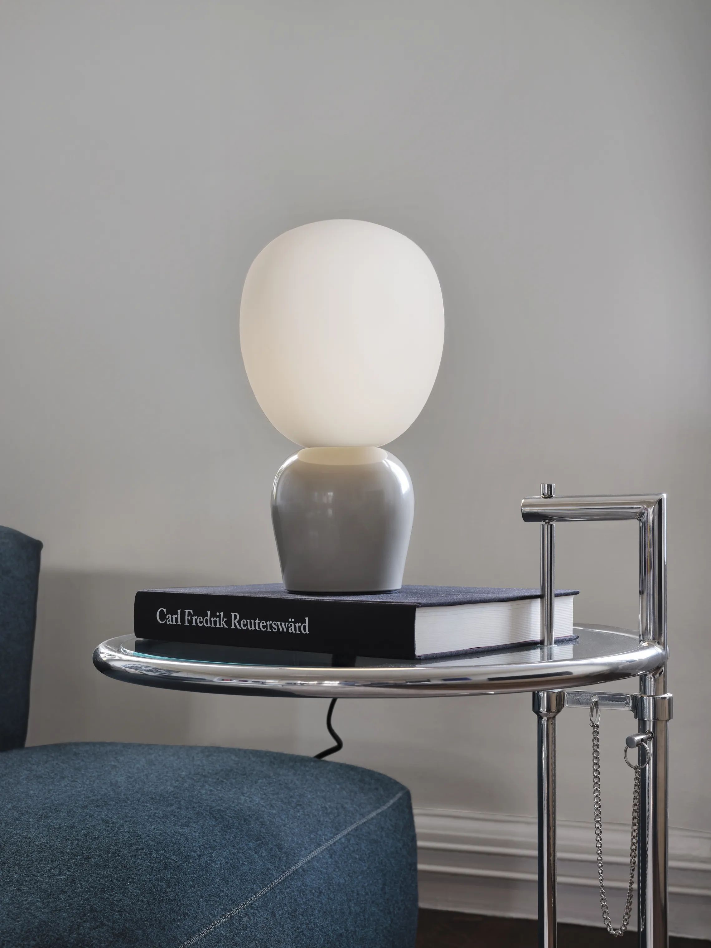 Belid Bordlamper Buddy Bordlampe i Soft grå/Opal glas, 2