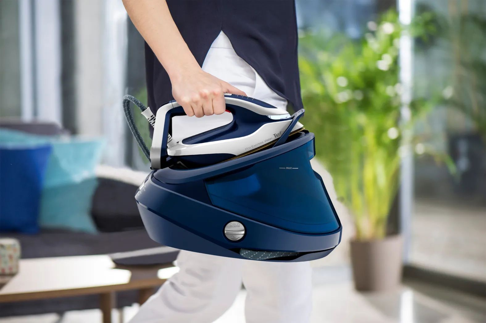 Tefal Dampstationer Pro Express Vision Dampstrygejern i Blå, 3