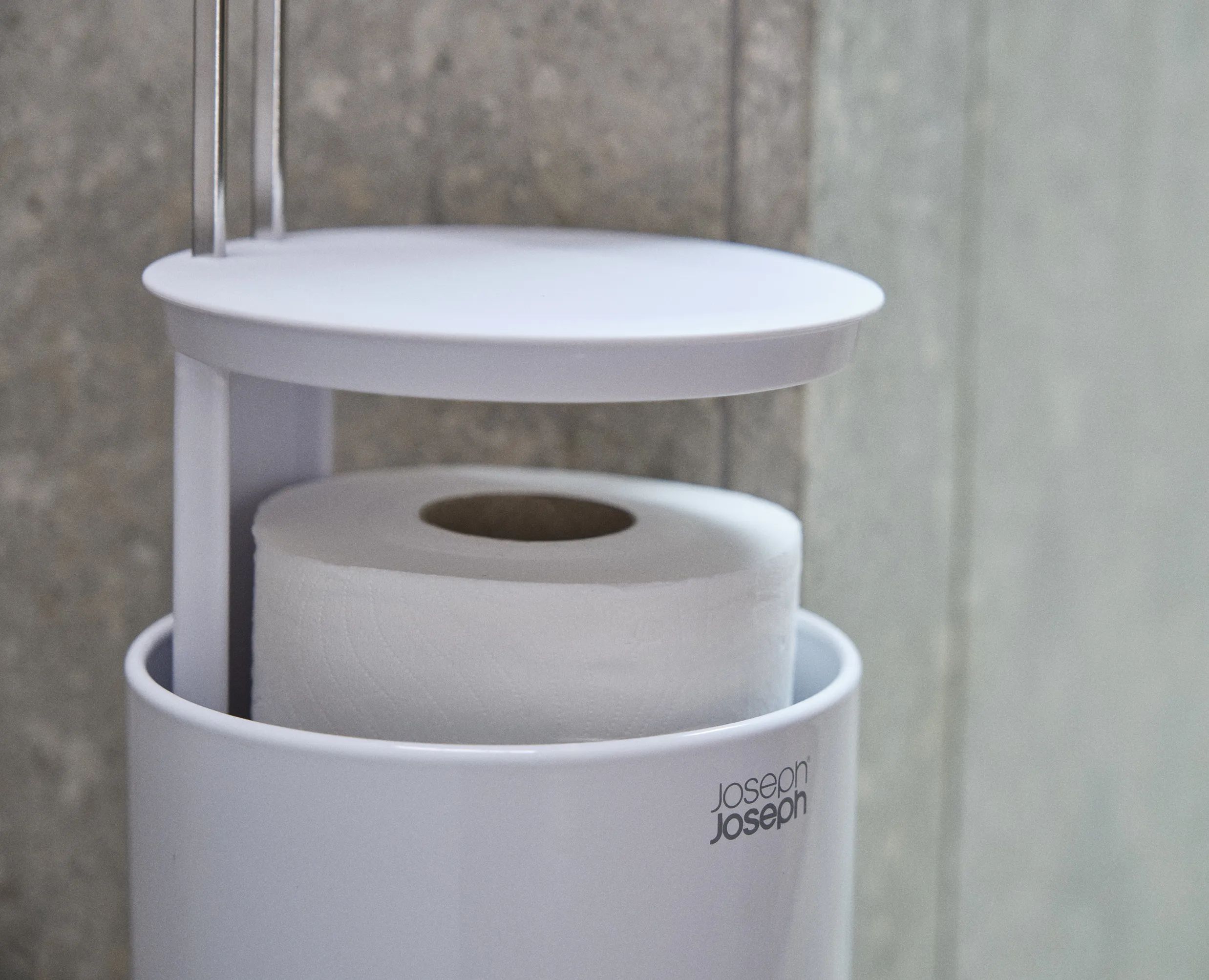 Joseph Joseph Toiletbørster EasyStore™ Toiletpapirsholder i White, 8