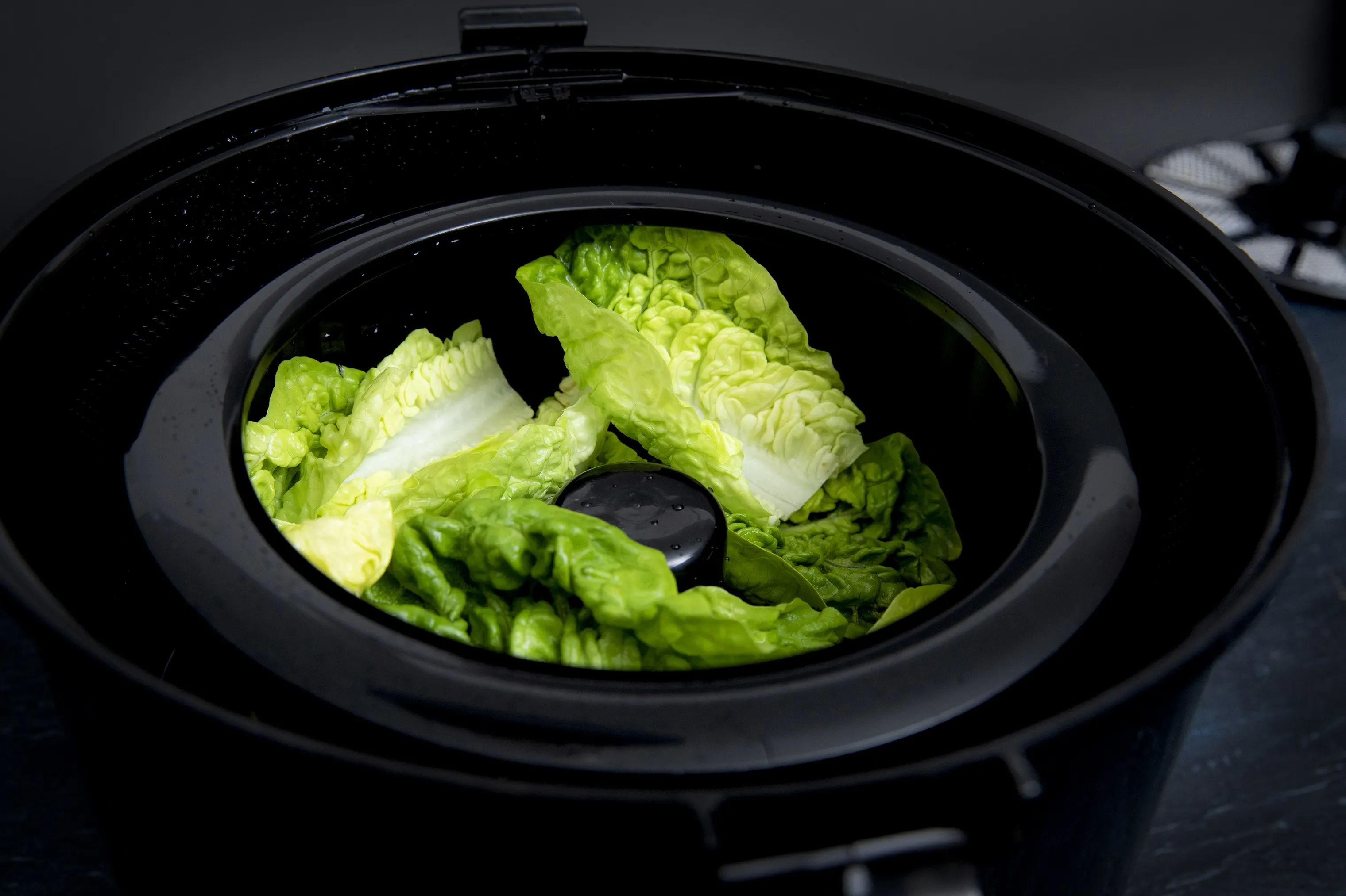 Gastronoma Grøntsags- og kartoffelskrællere Elektrisk Kartoffelskræller i Sort, 3