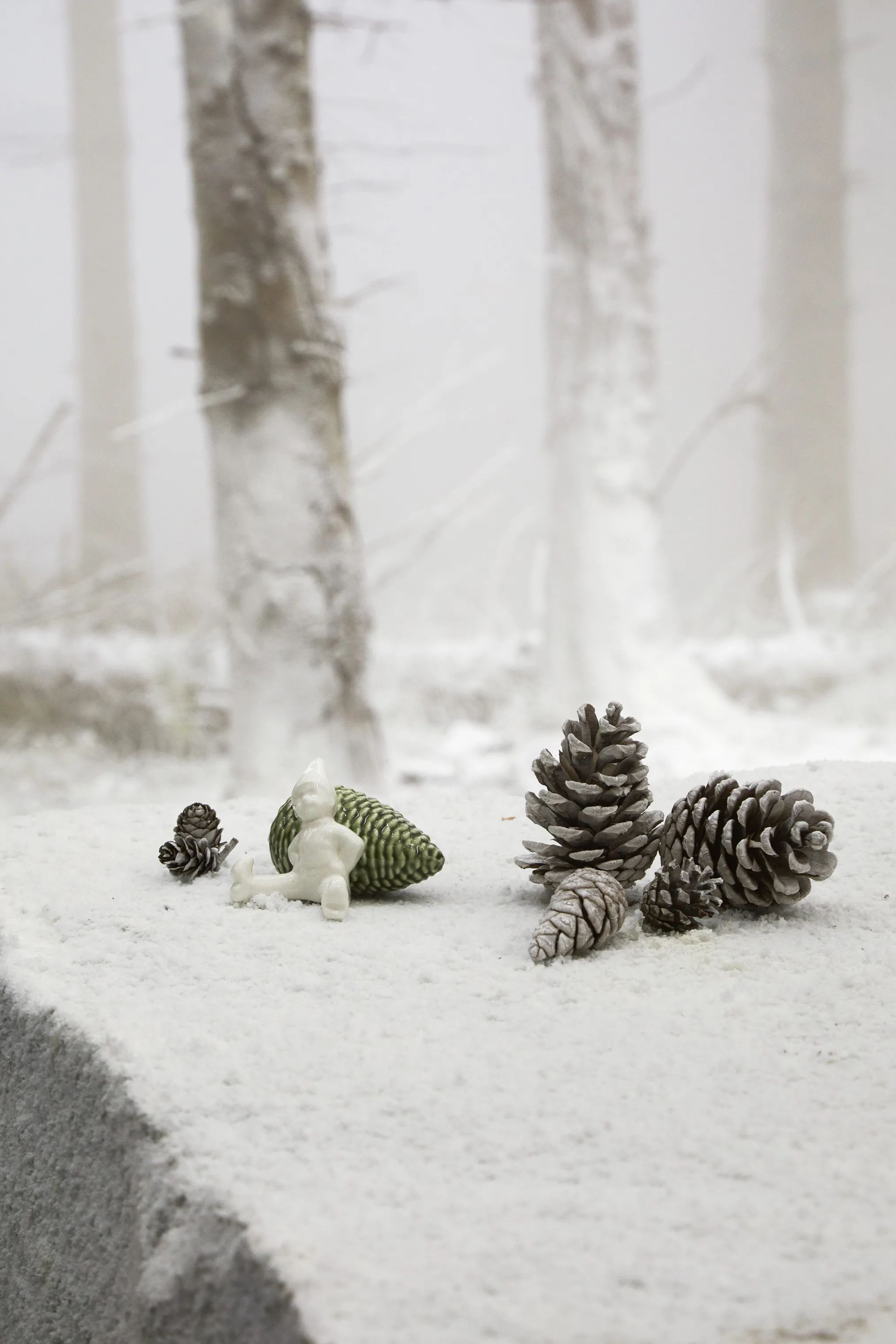 Kähler Julefigurer Christmas Tales Figur - Juleglæde i Hvid, 5,5 cm, 2