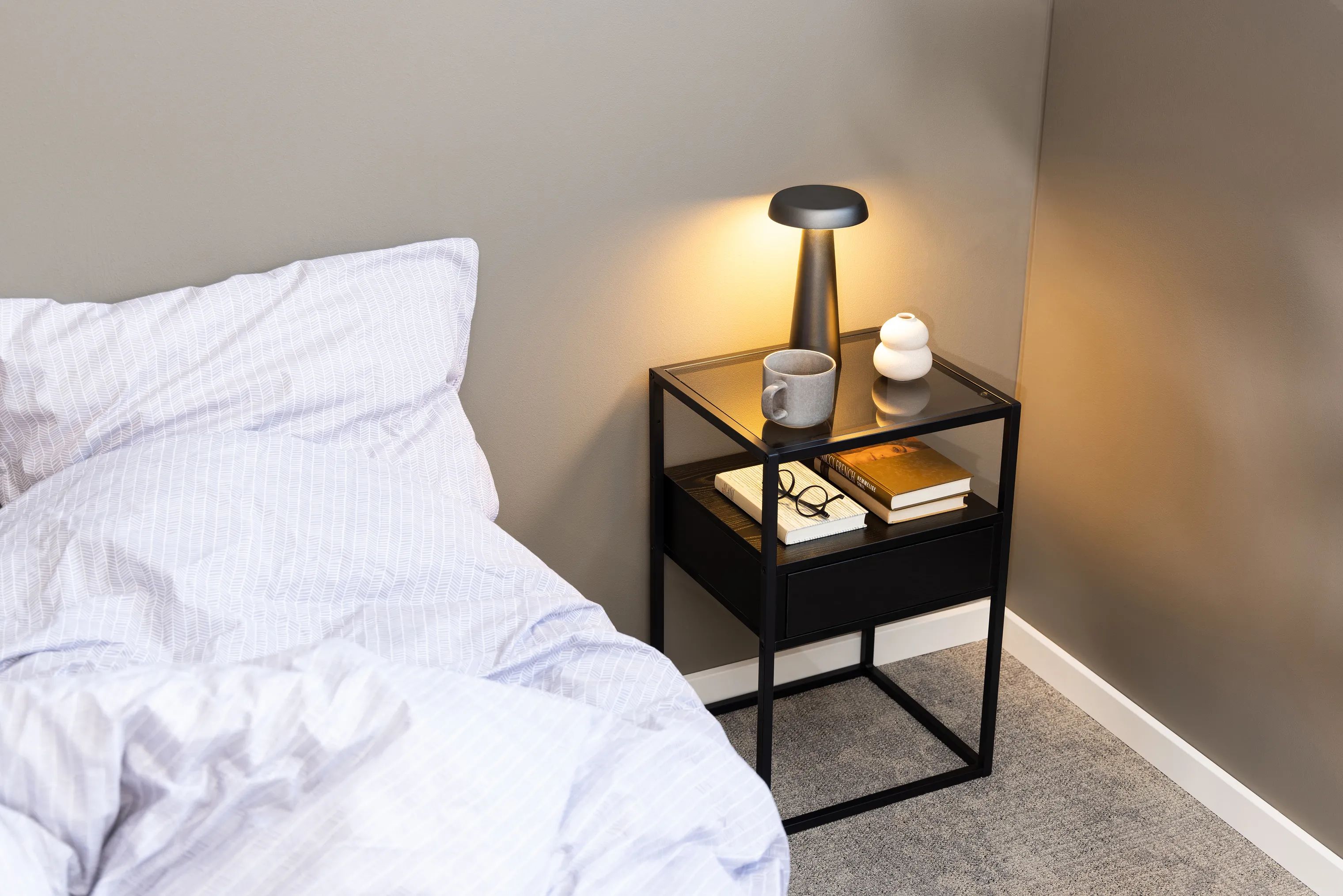 CASA Living Sengeborde Randolf Sengebord i sort, 3
