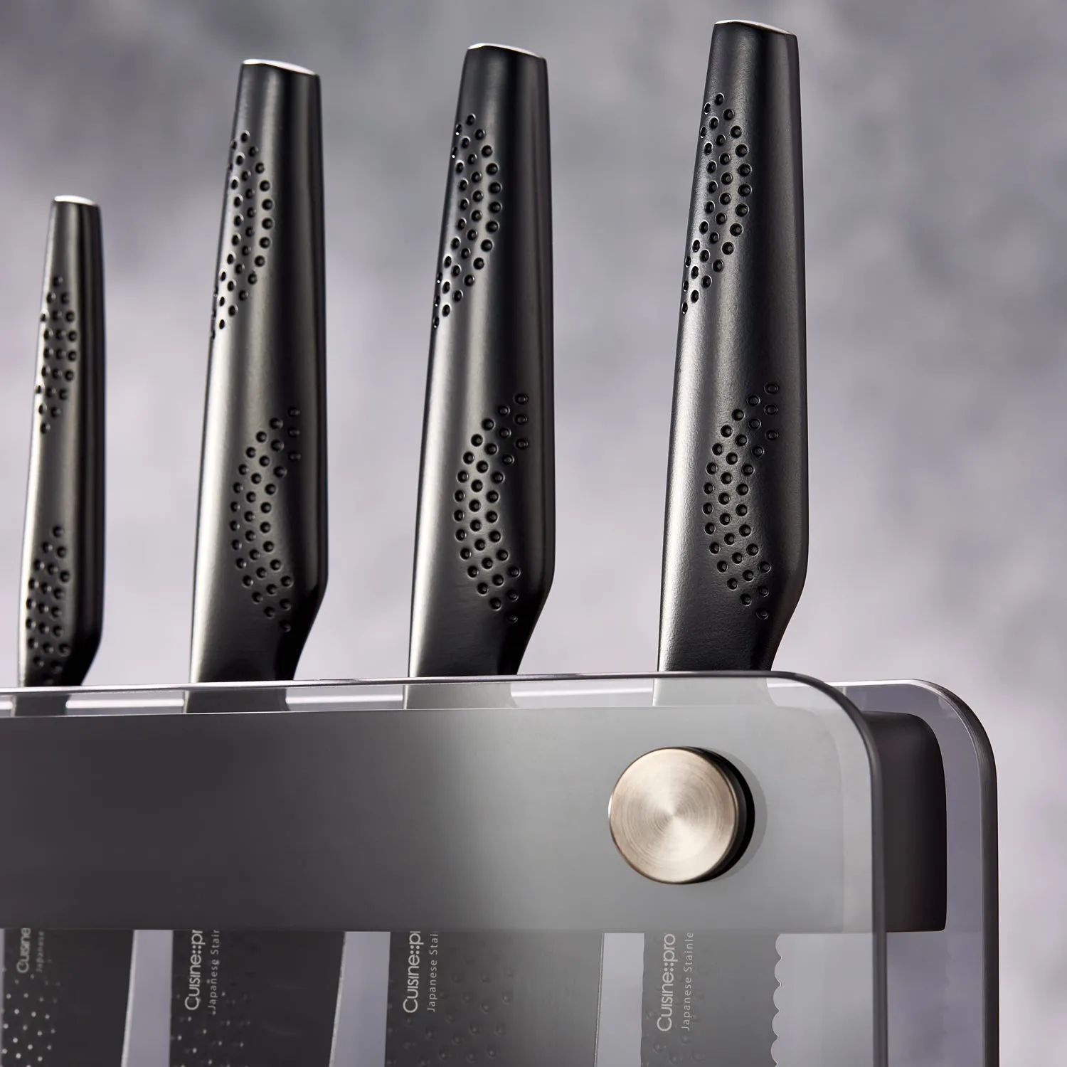 THE CUSTOM CHEF™ Knivblokke med knive Cuisine::pro®
iD3 BLACK SAMURAI™ Cuisine::pro iD3 BLACK SAMURAI™ Sakai Knivblok - 7 dele i Sølvfarvet/Sort, 3