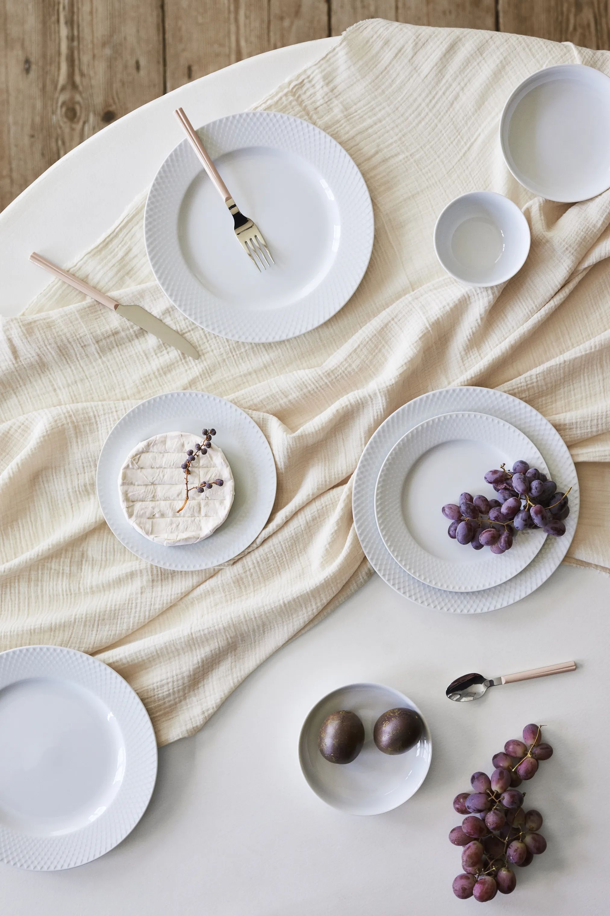 Lyngby Porcelæn Frokosttallerkener Rhombe Frokosttallerken i Hvid, 21 cm, 3