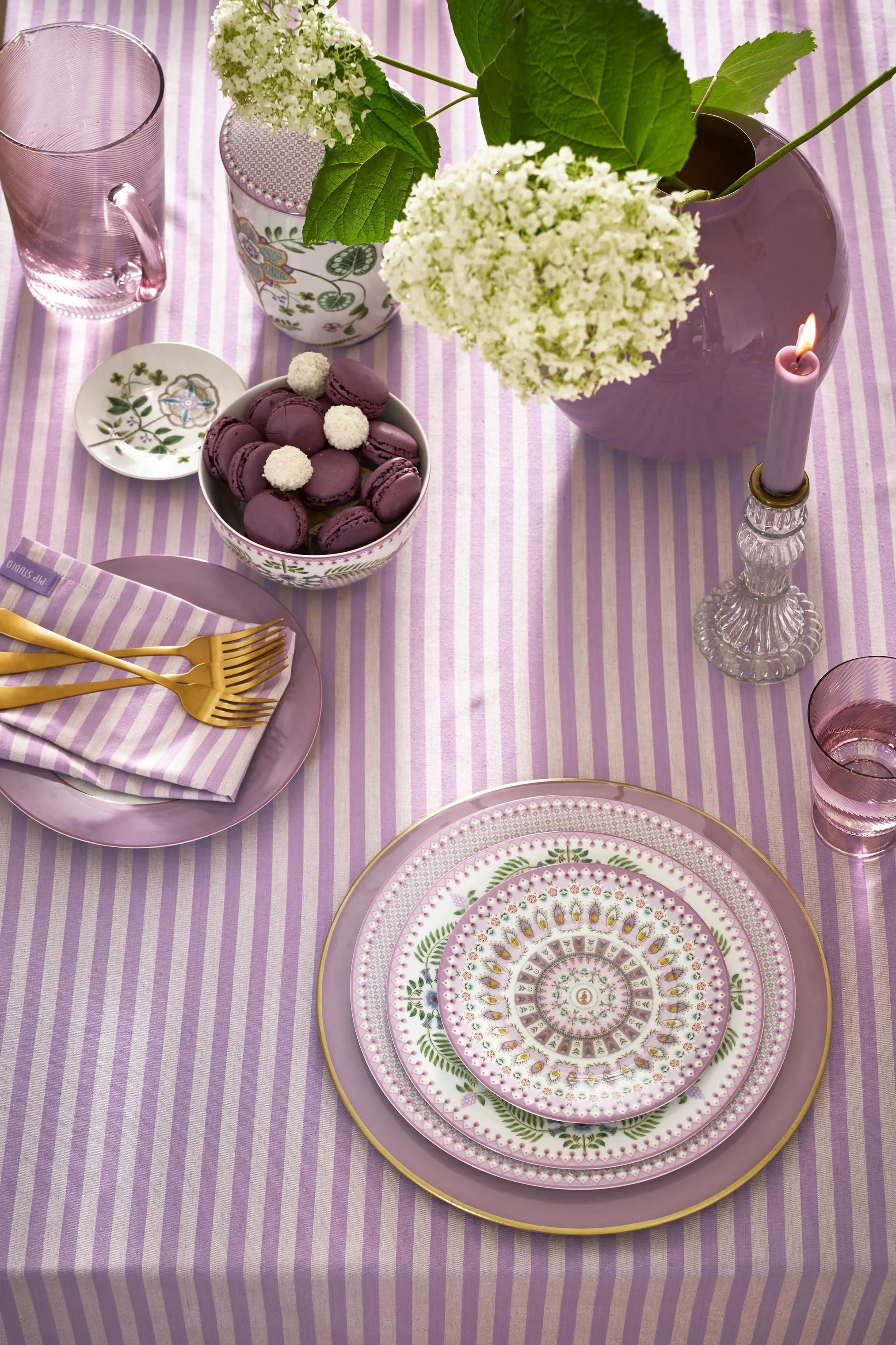 PIP Studio Serveringsfade Lily & Lotus Kagetallerken i Lilla, 3
