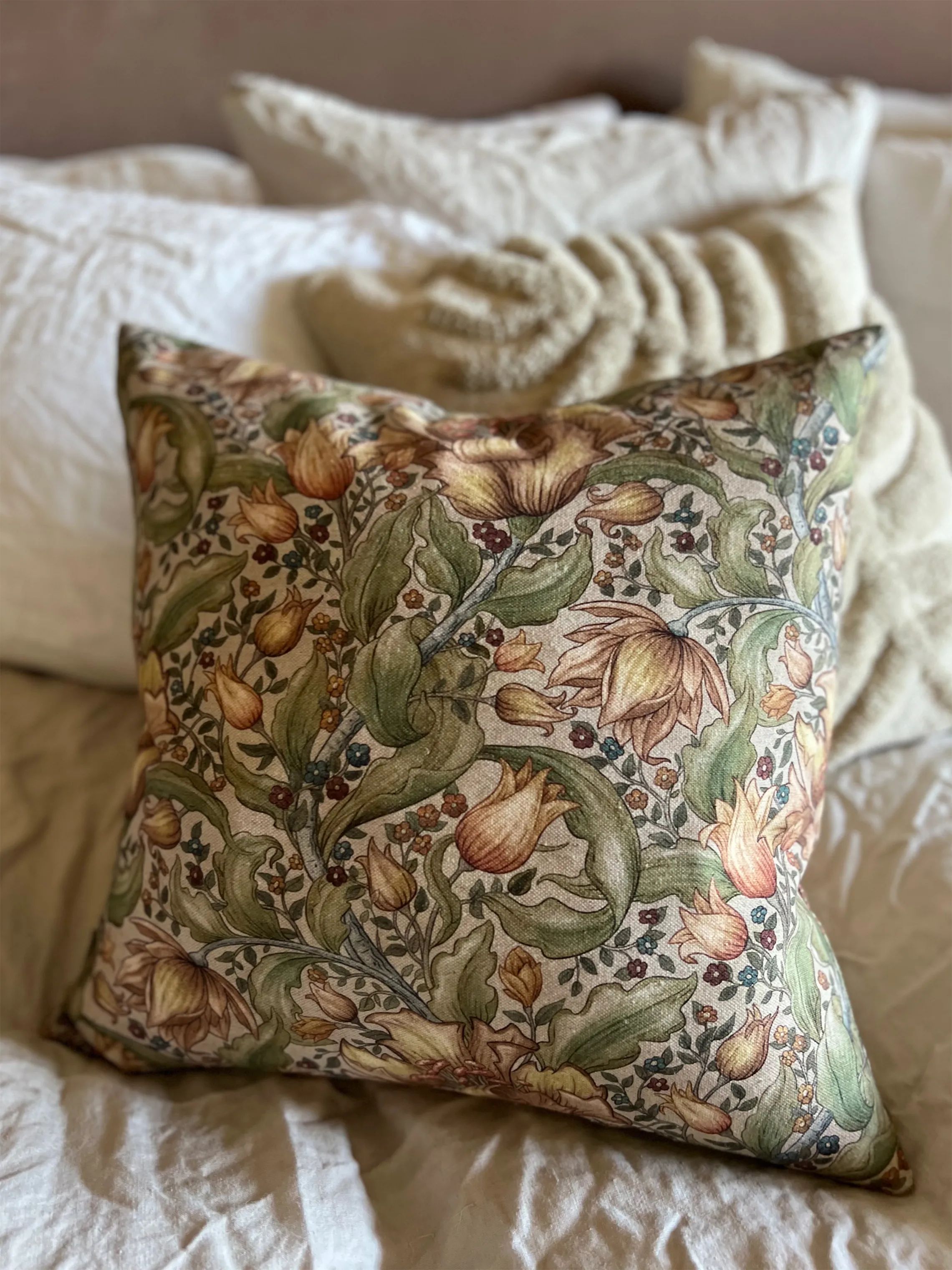 Svanefors Pyntepuder Theo Pude i Beige, 2