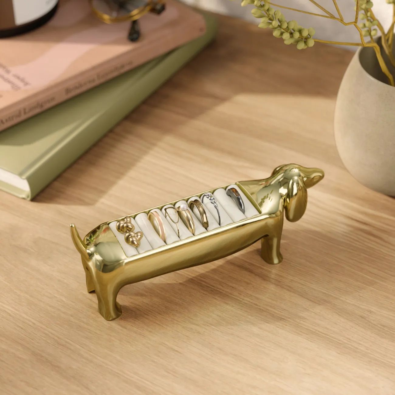 Umbra Småopbevaring Dachsie Smykkeholder i messing, 3
