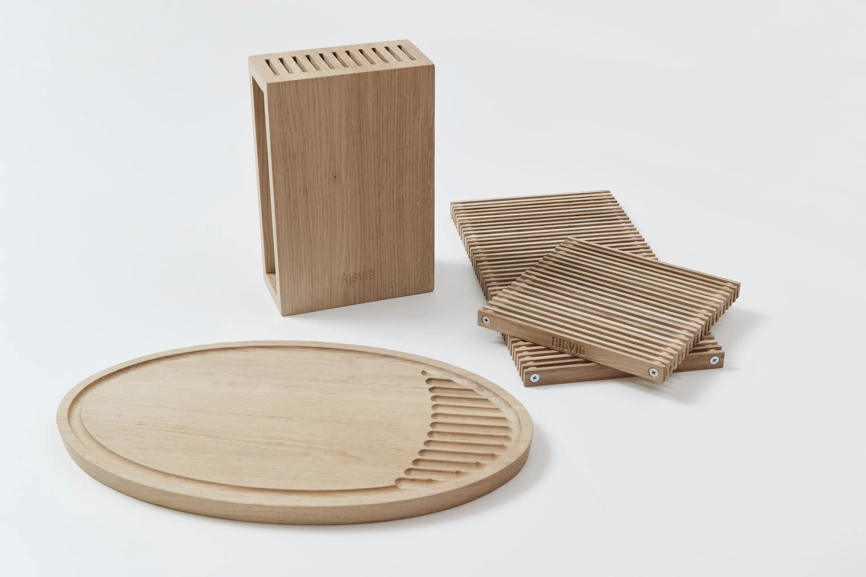 RISVIG Design Bordskånere Lignus Gryderist i Egetræ, 4
