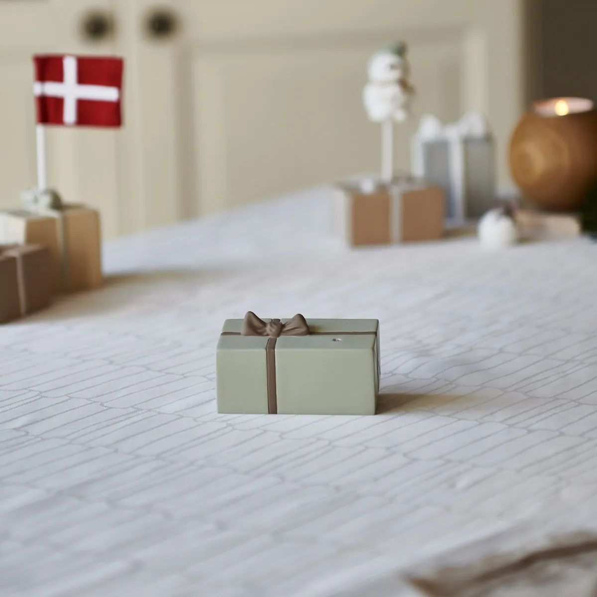 Klarborg Øvrige figurer Gave - En Glædelig Dag i Beige, 2