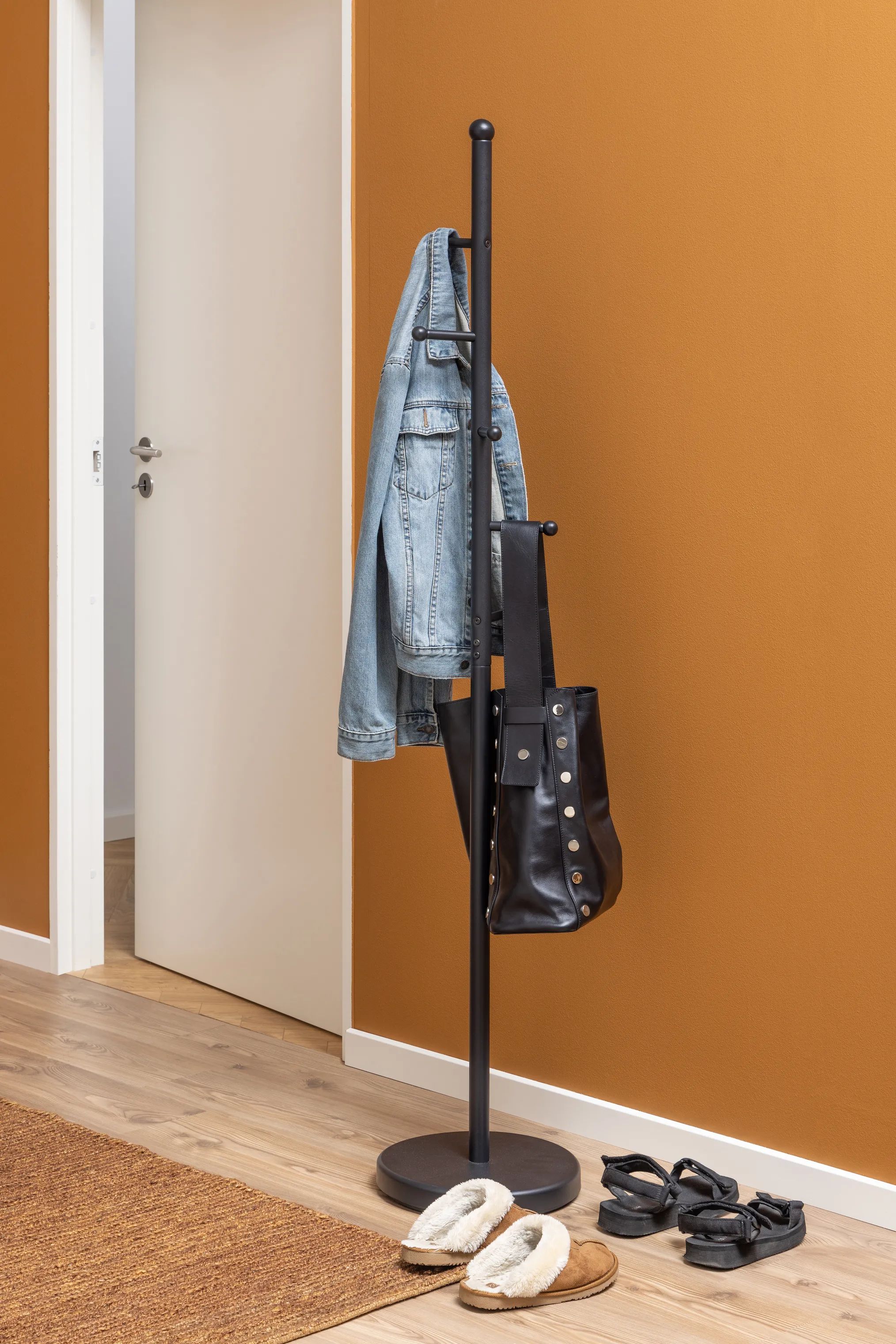 CASA Living Tøjstativer Aspen Stumtjener i Sort, 2