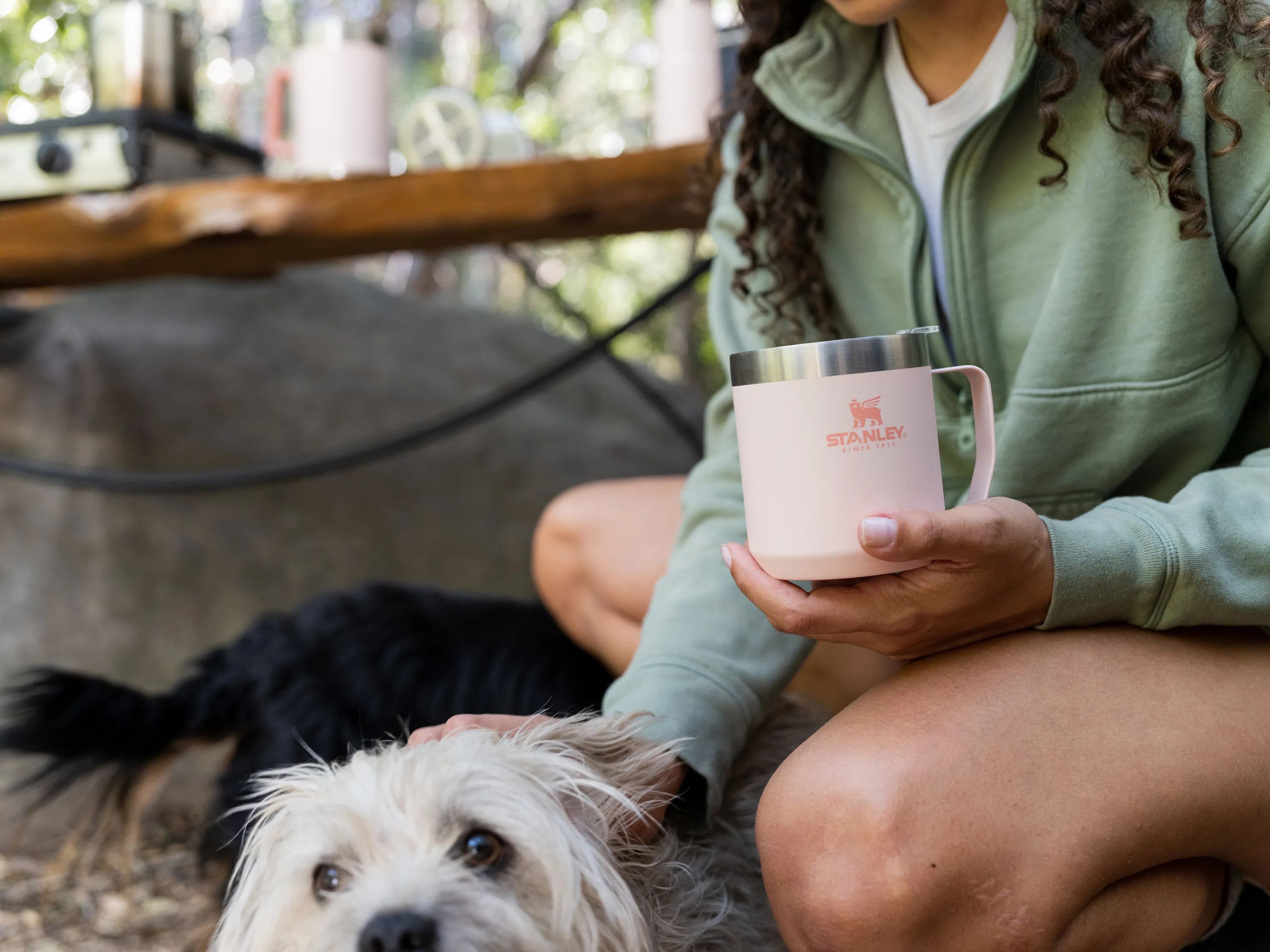 Stanley To go kopper Camp Mug Classic Legendary Camp Termokrus i Rose Quartz, 35 cl, 3