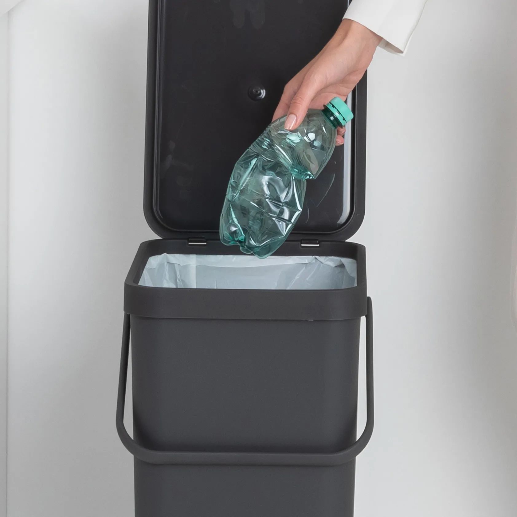 Brabantia Spande uden pedal Sort & Go Affaldsspand i Grå, 40 L, 2