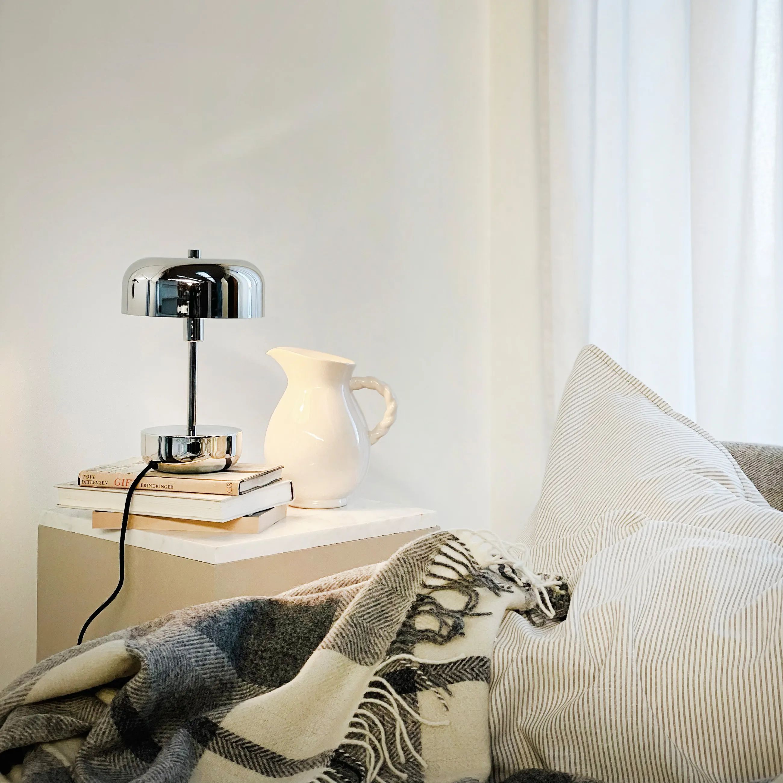 Dyberg Larsen Bordlamper Haipot BordLampe i Krom, 2
