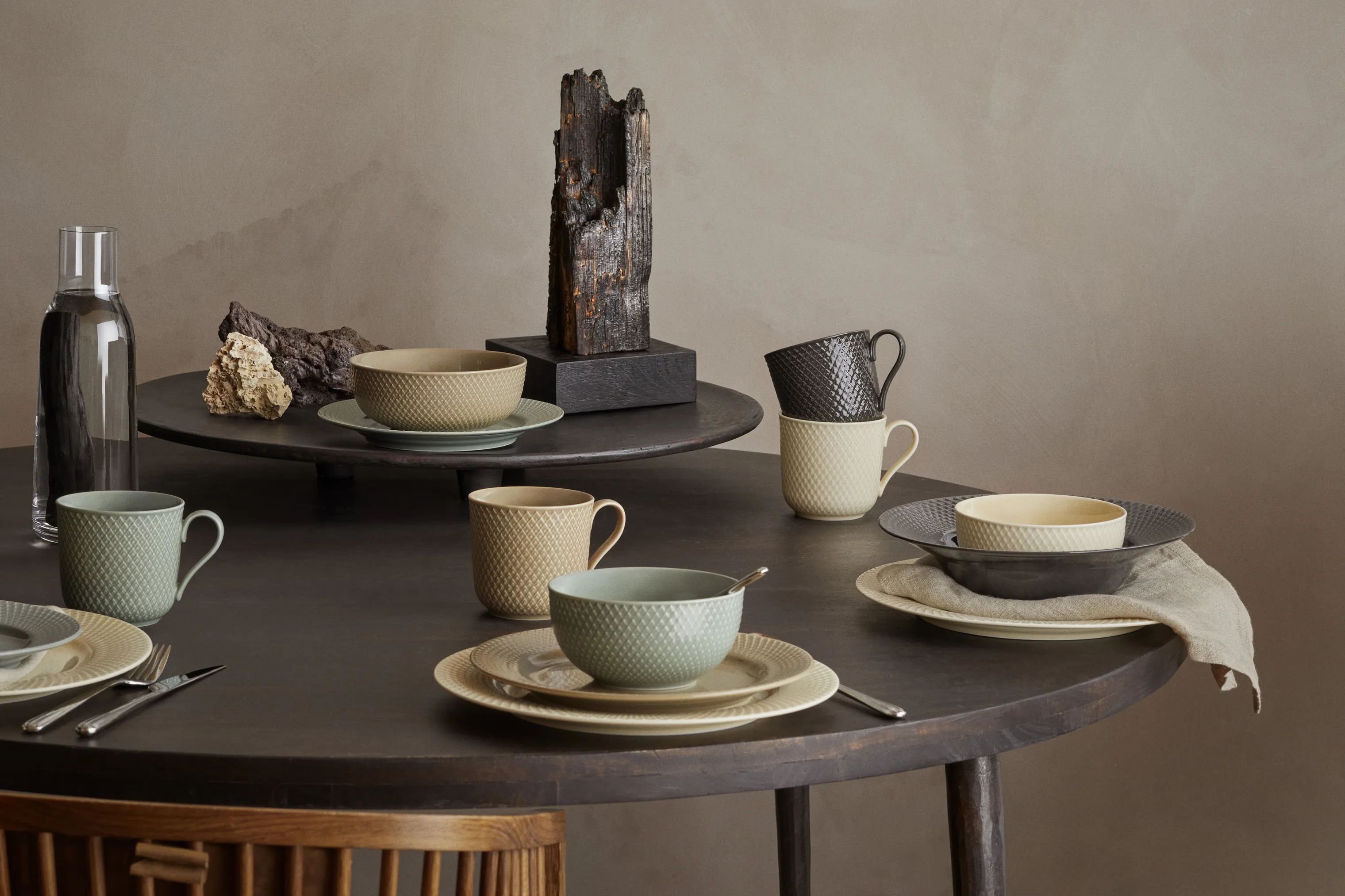 Lyngby Porcelæn Frokosttallerkener Rhombe Earth Frokosttallerken i Clay, 2