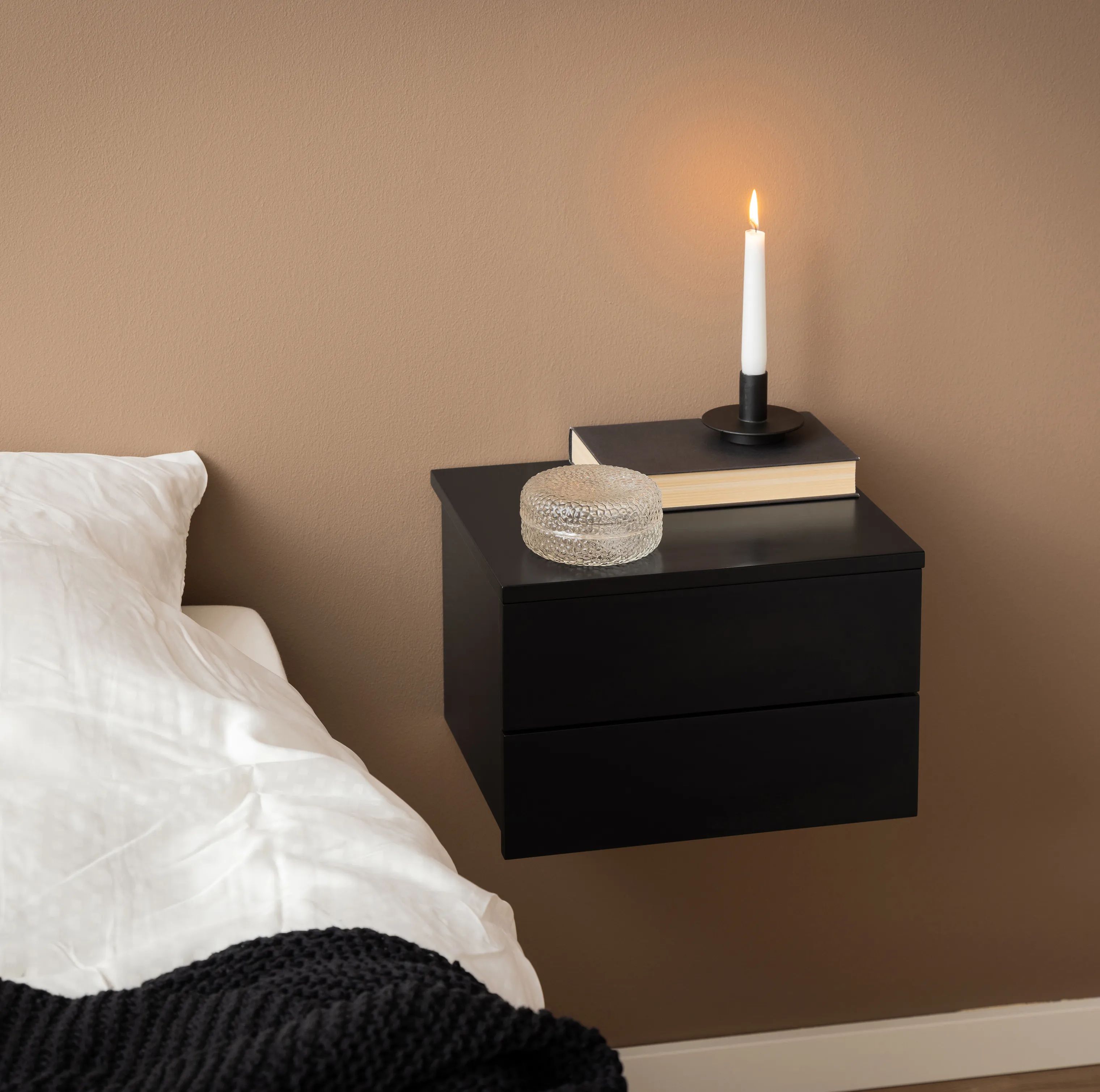 CASA Living Sengeborde Avignon Natbord i Sort, 24,6 cm, 2