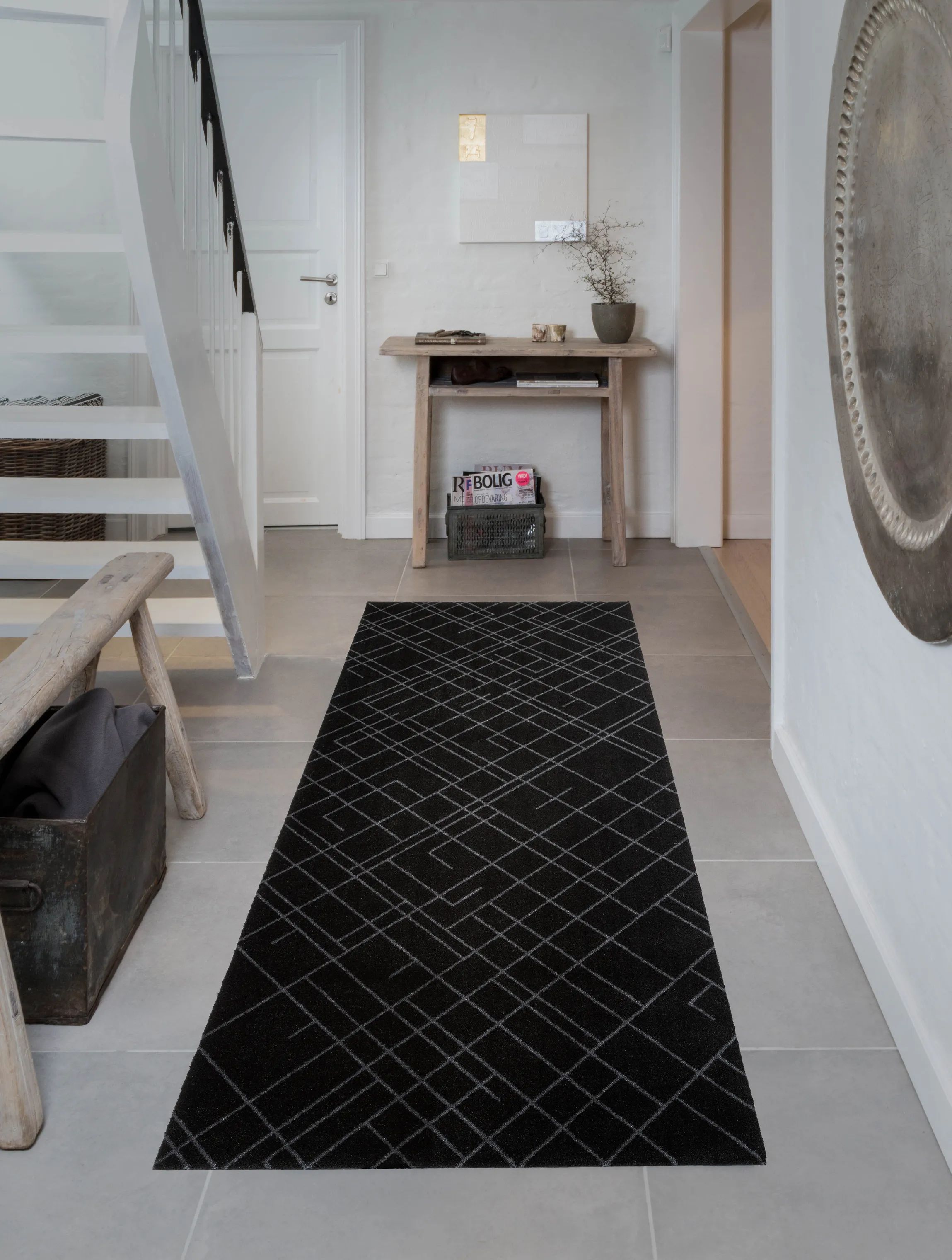 Tica Copenhagen Gulvtæpper Lines Gulvtæppe i Sort/grå , B90 x L200 cm, 3