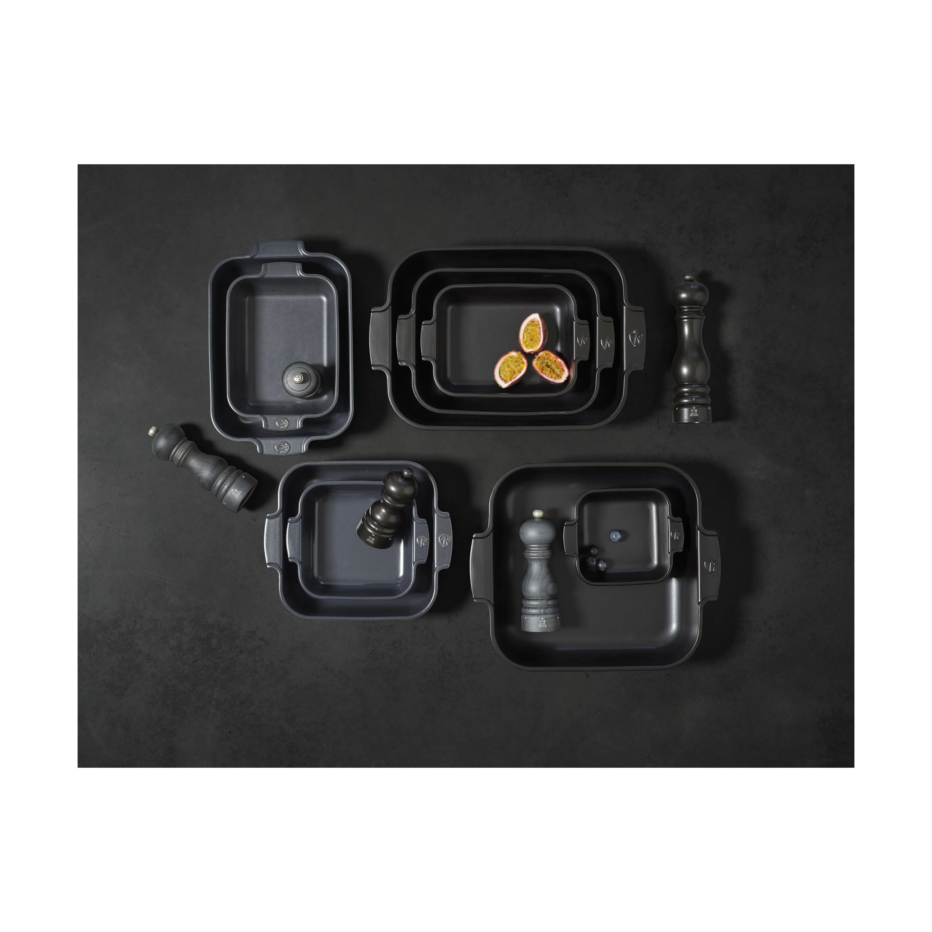 Peugeot Ovnfaste fade Appolia Ovnfast Fad i Sort, B21,7 x L32 cm, 2