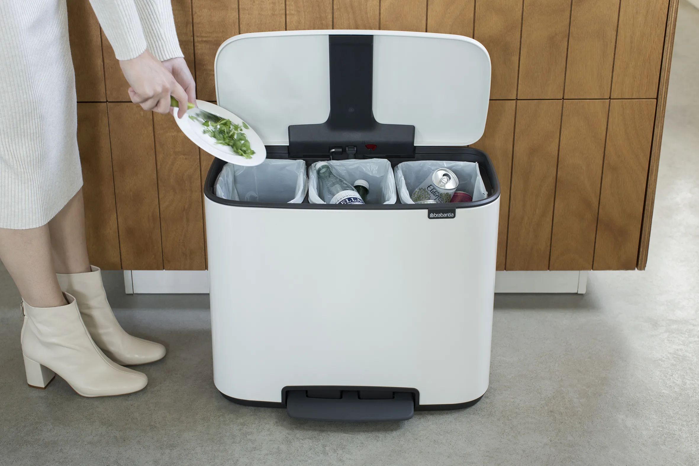 Brabantia Toiletspande BO Pedalspand i Hvid, 33 L, 2