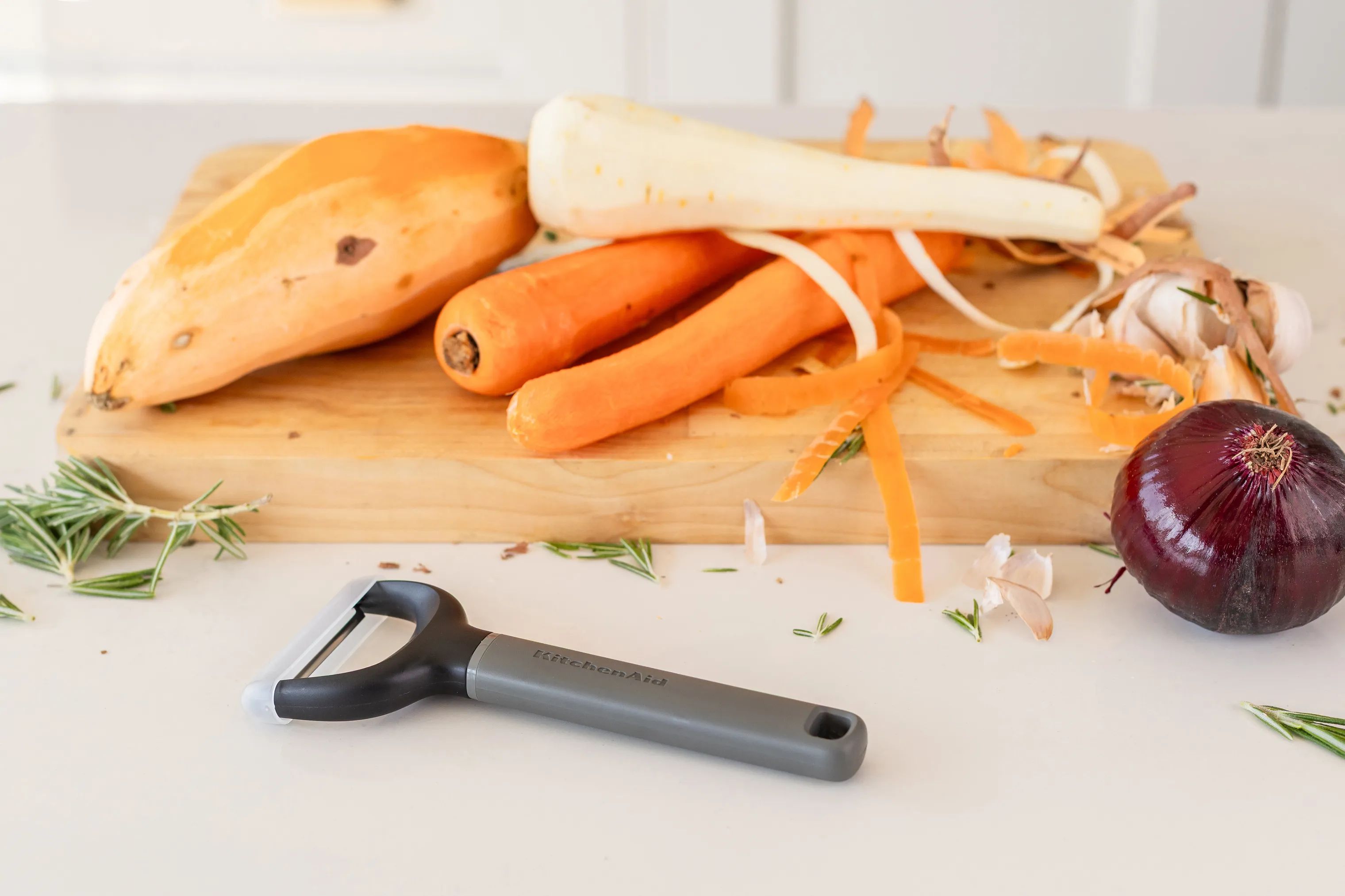 KitchenAid Grøntsags- og kartoffelskrællere Classic Y-Skræller i Grå, 2