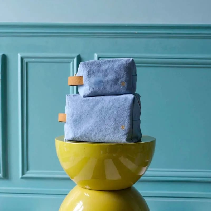 La Cerise sur le gâteau
 Toilettasker Iona Toilettaske i BLUETIFUL, 3