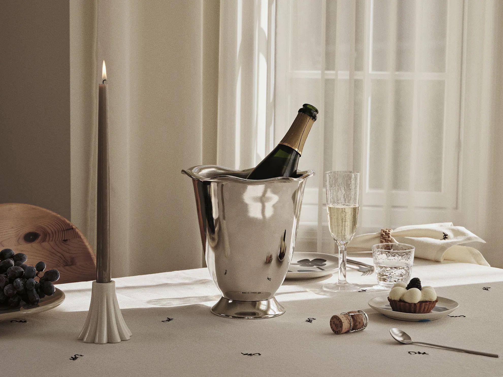 Broste Copenhagen Champagneglas Hammered Champagneglas i Klar, 4