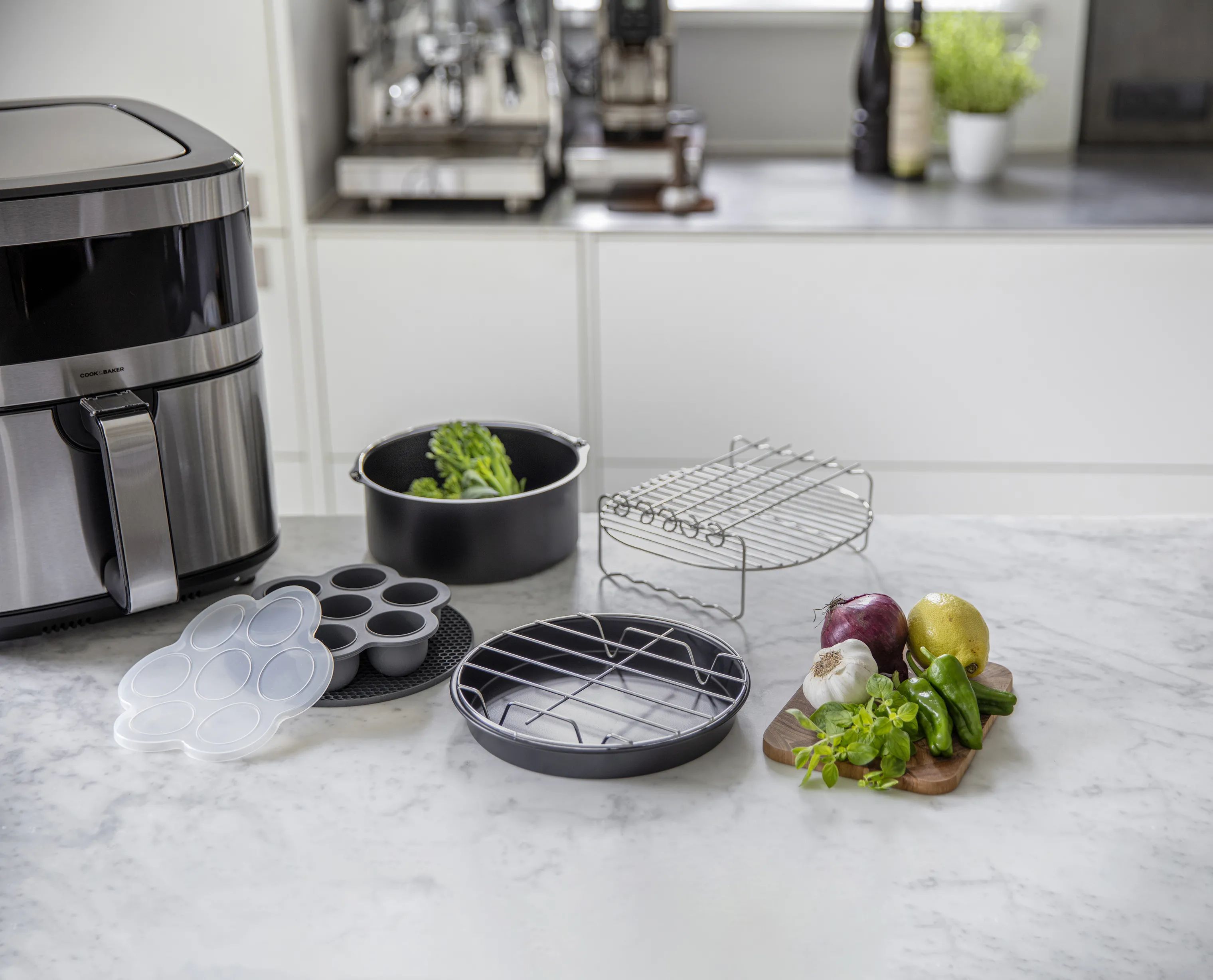 Cook & Baker Tilbehør til airfryers Tilbehørssæt til Airfryer - 6 dele i Sort, 2