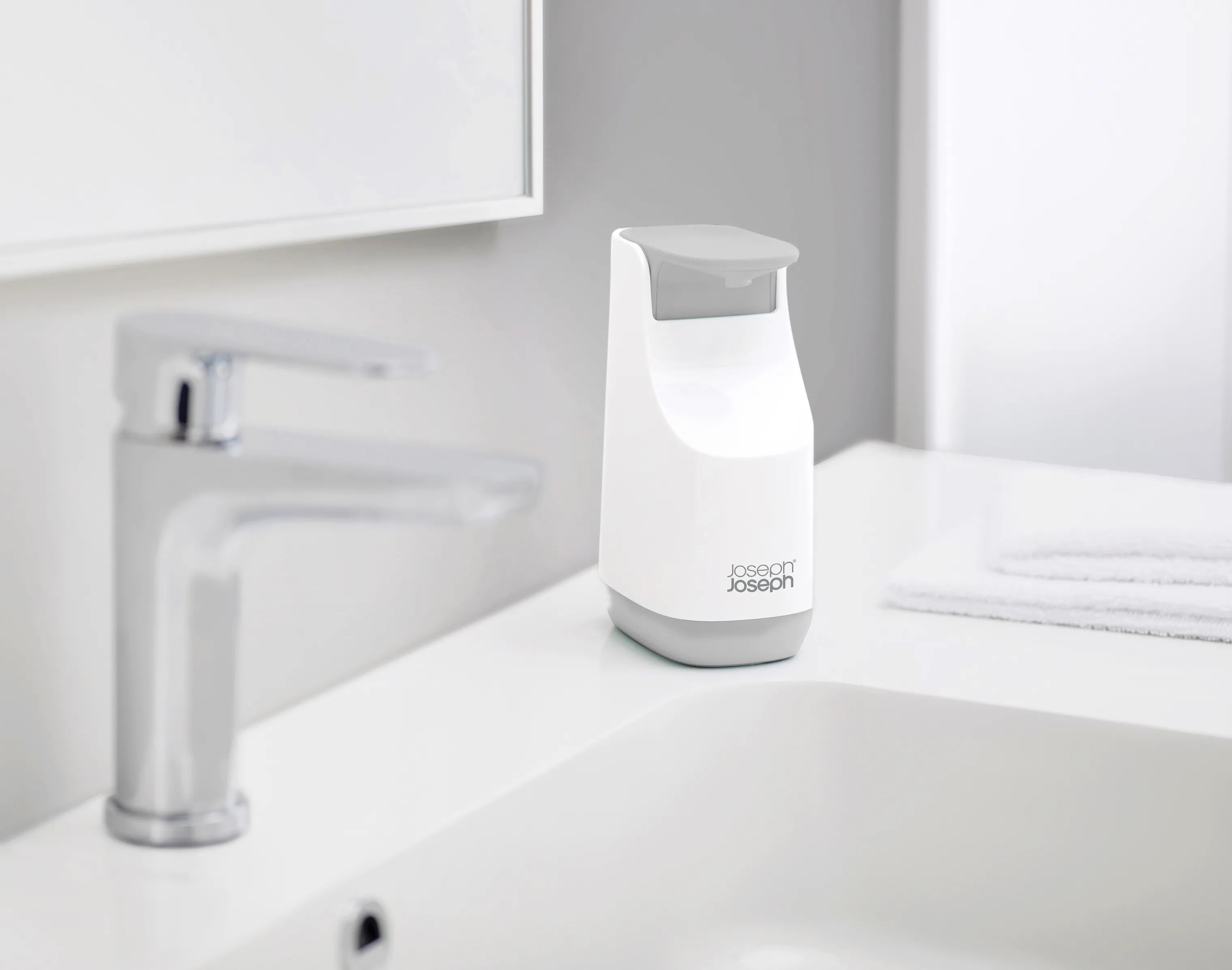Joseph Joseph Sæbedispensere Slim Sæbedispenser i Grey/White, 3