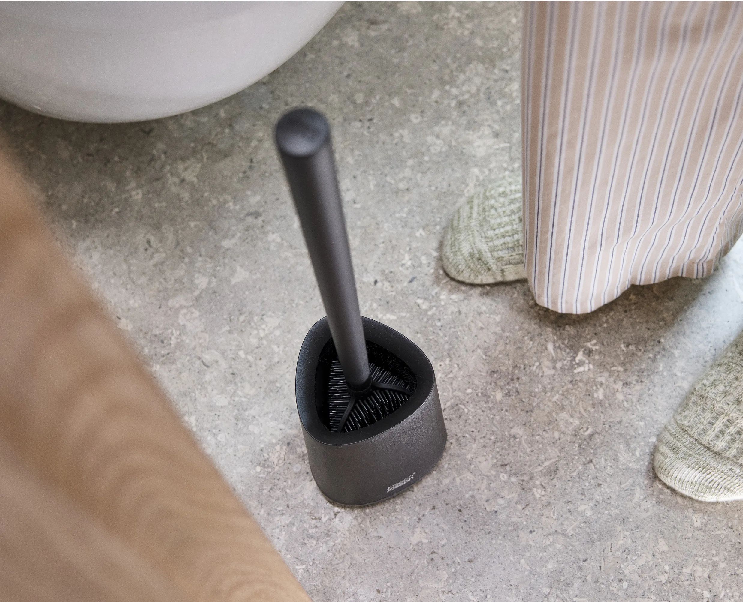Joseph Joseph Toiletbørster Flex 360 Lite Toiletbørste i Black, 2