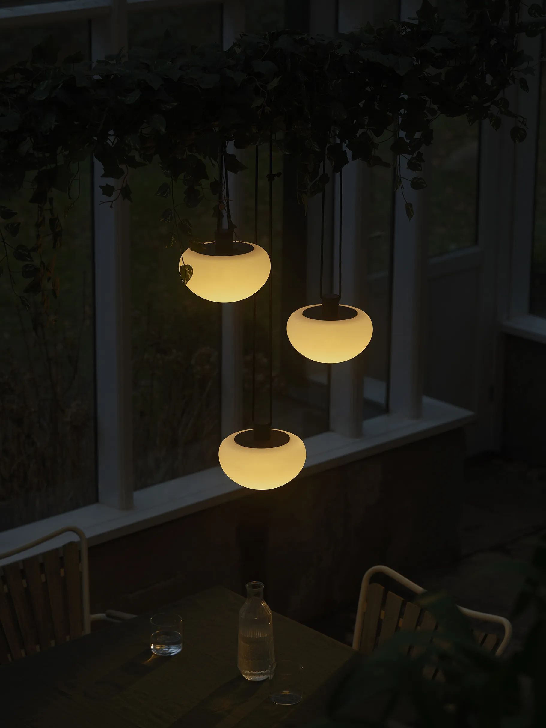 Nordlux Pendler Sponge LED Pendel i Hvid / Sort, 7