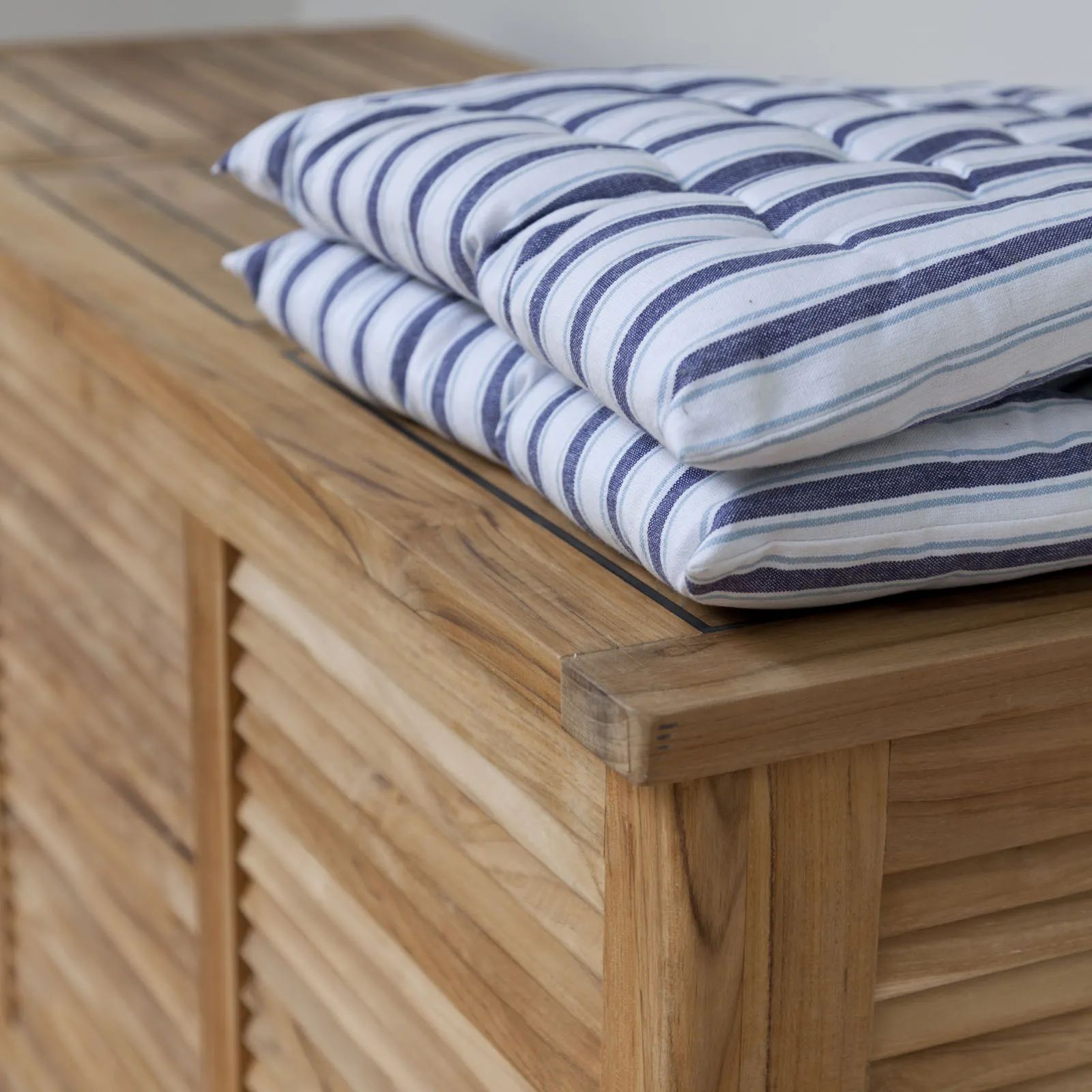 cinas Hyndebokse Outdoor/Indoor Louver Hyndeboks i Træ, 4