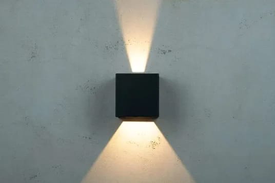 Dyberg Larsen Væglamper Venus Udendørs Væglampe i H10,8 x B10,8 cm, 3