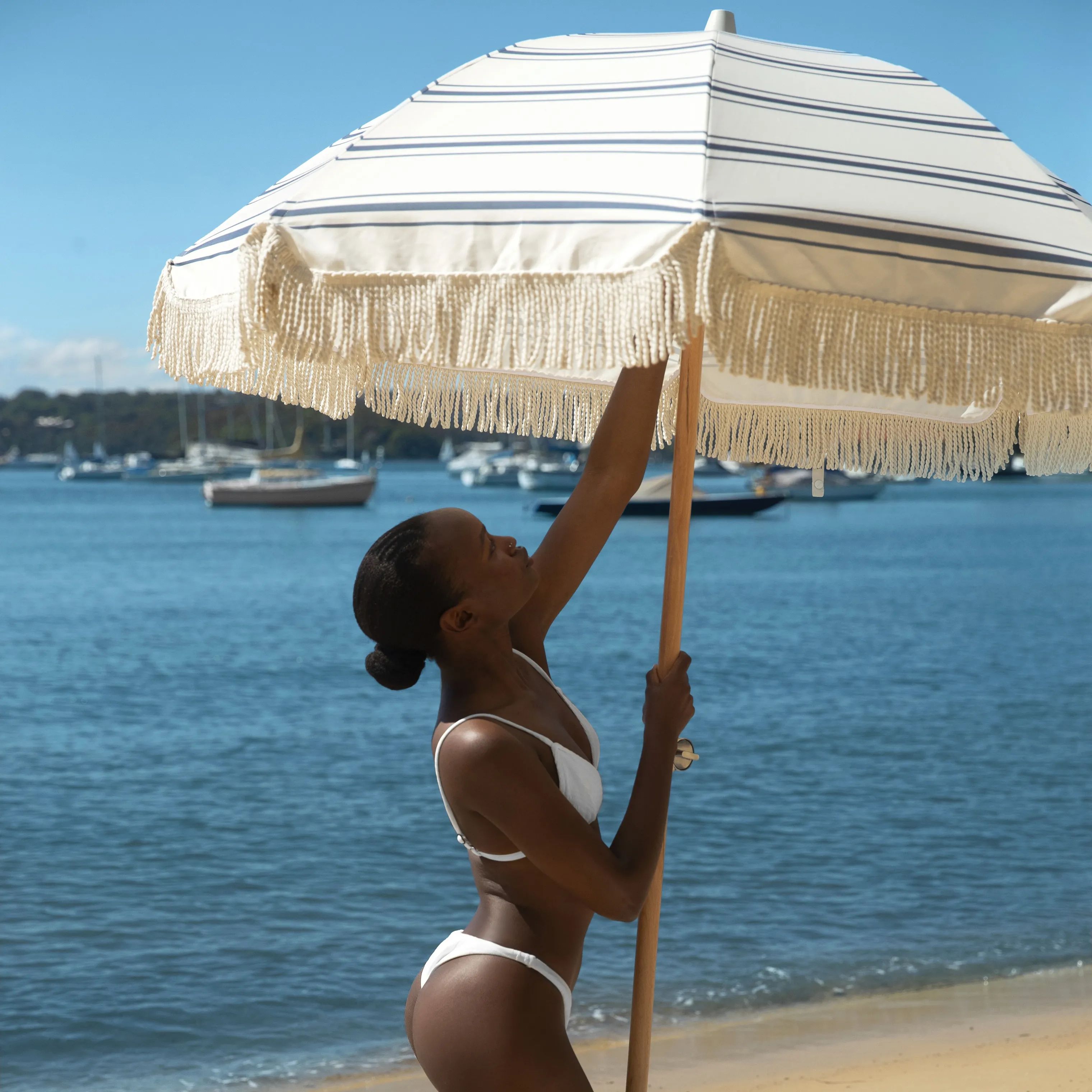 Sunnylife Parasoller Core The Vacay Parasol i blå/hvid, 6