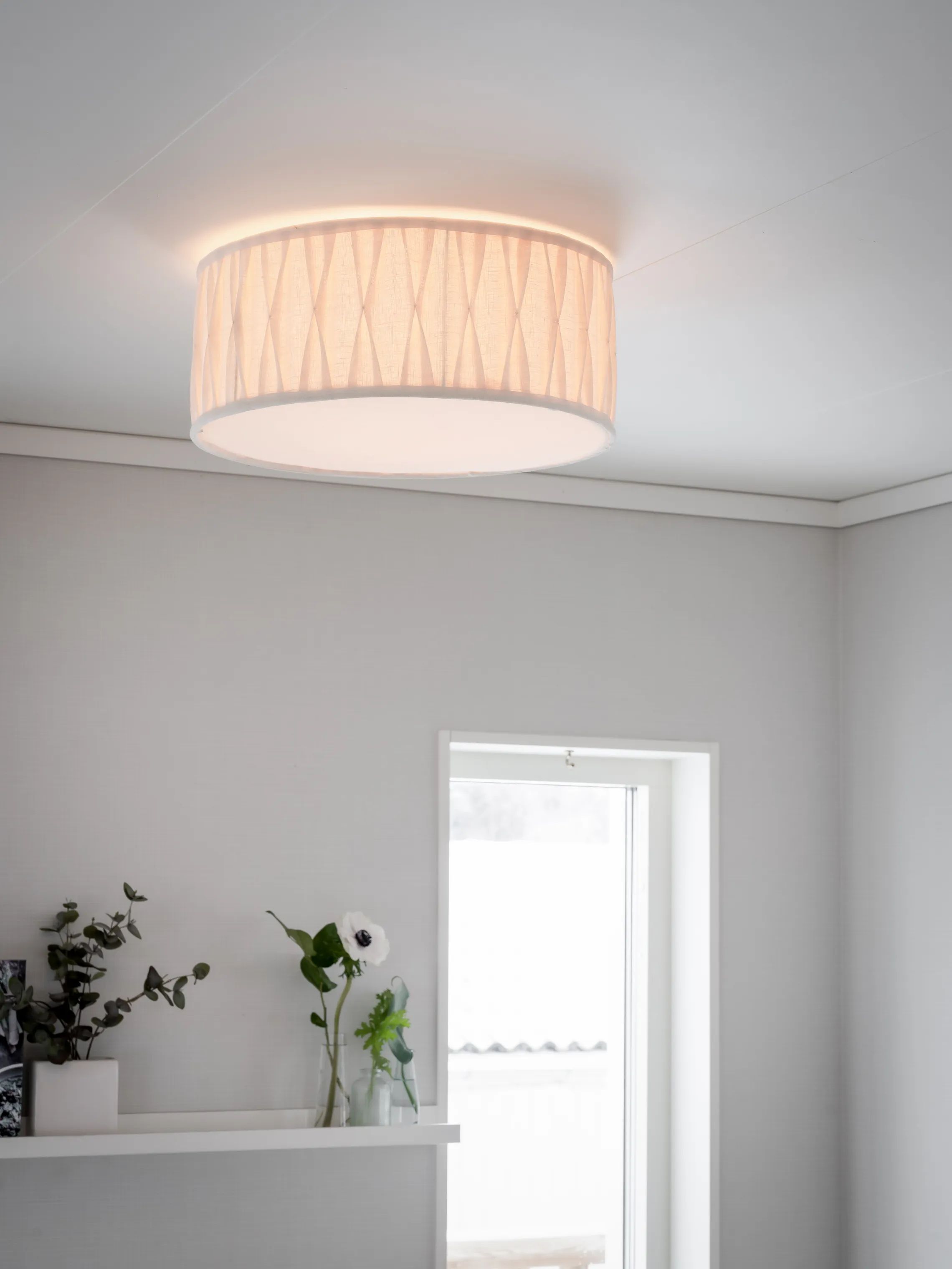PR Home Loftlamper Plissé Loftlampe i Vit, 2