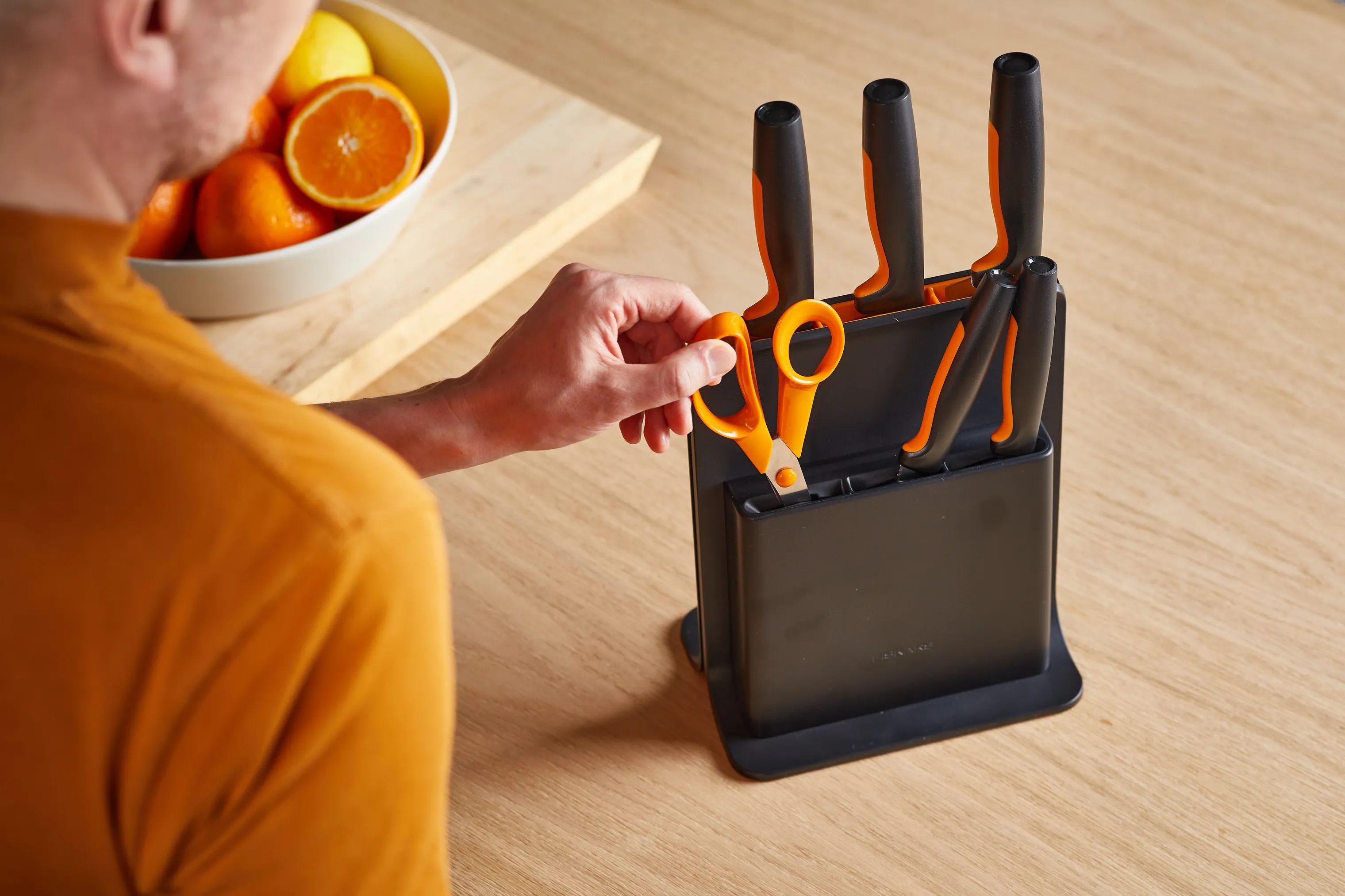 Fiskars Knivblokke med knive Functional Form Knivblok - 6 dele i Sort/Orange, 2