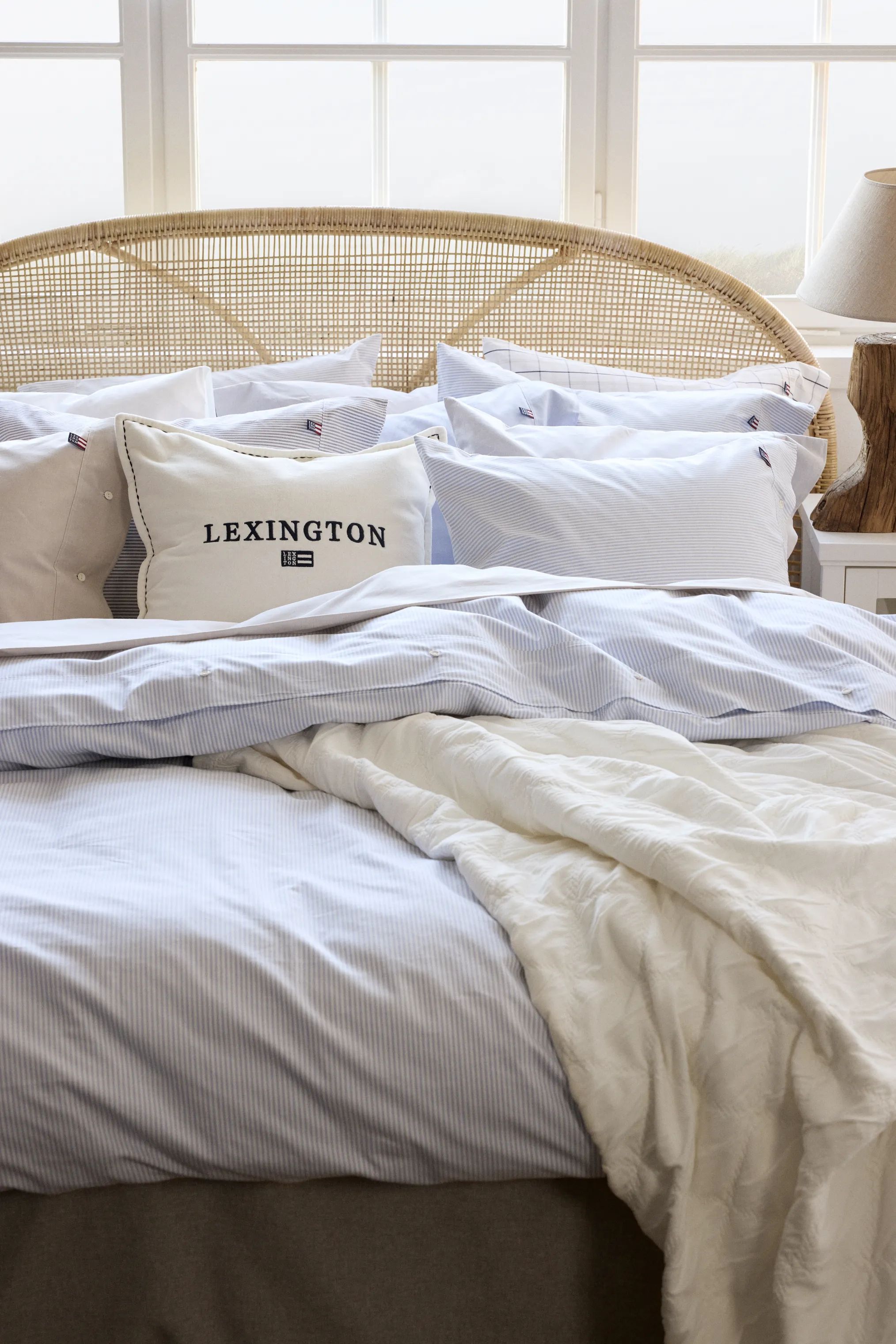 Lexington Sengetæpper Icons Signature Sengetæppe i White, B160 x L240 cm, 2