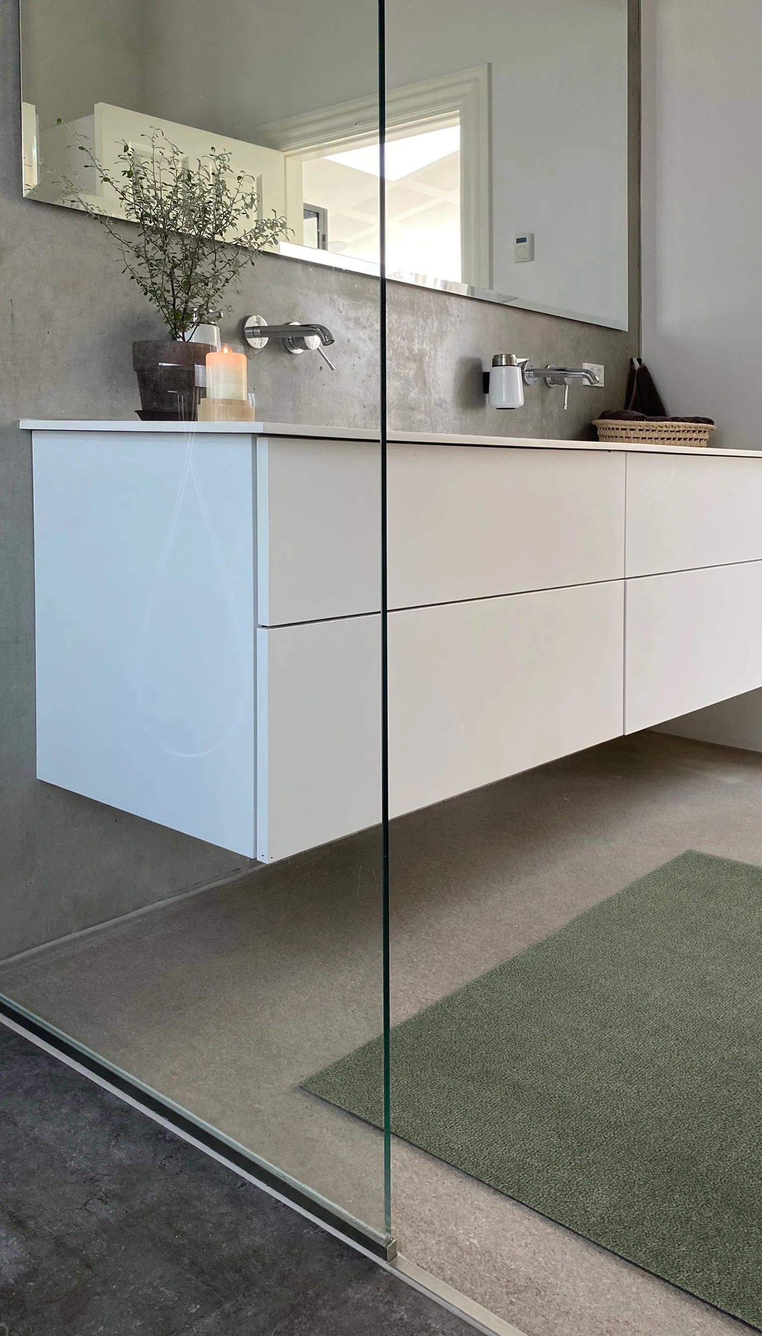 Tica Copenhagen Dørmåtter Uni Color Måtte i støvet grøn, B60 x L90 cm, 5
