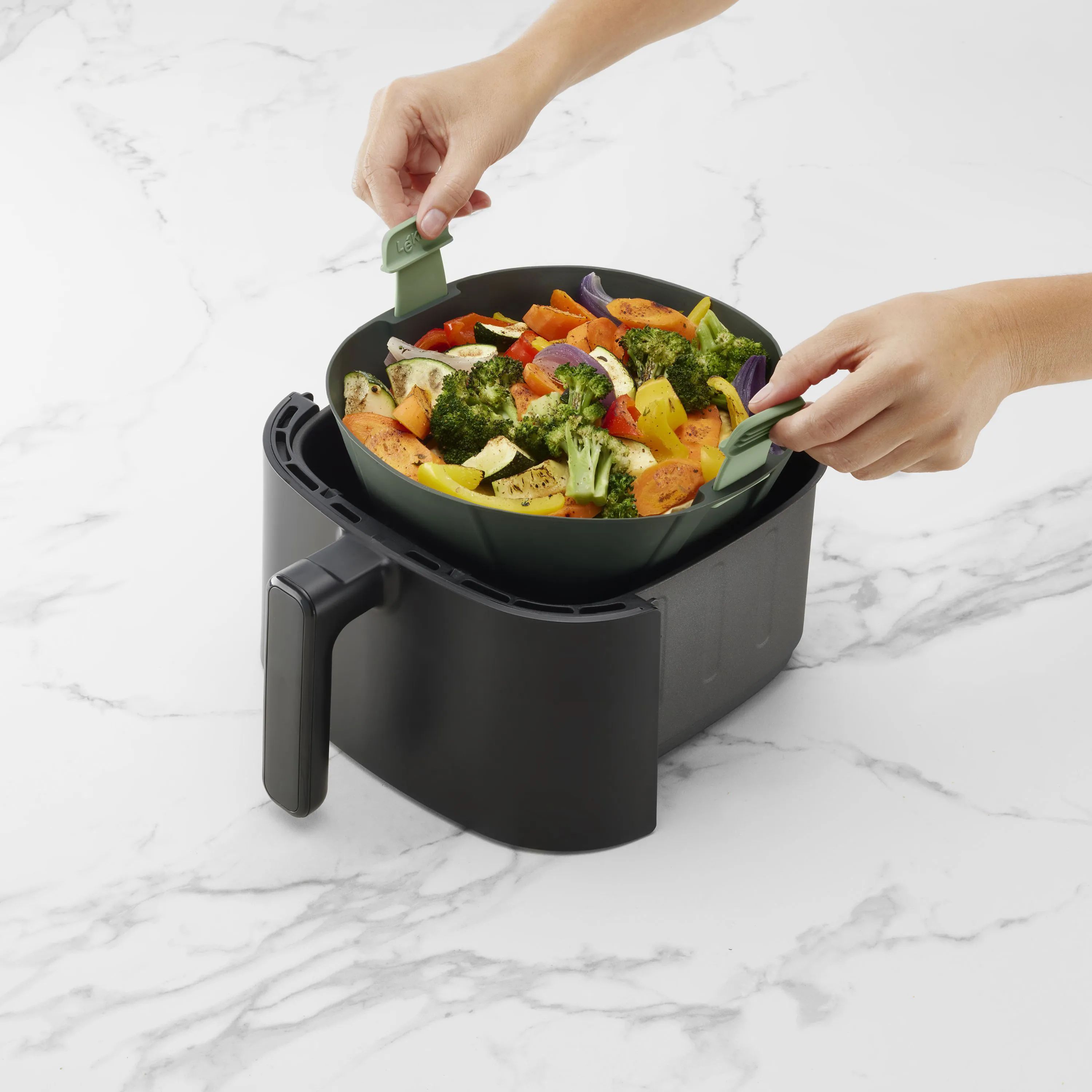 Lékué Tilbehør til airfryers Silikonekurv til Airfryer i 22 cm, 2