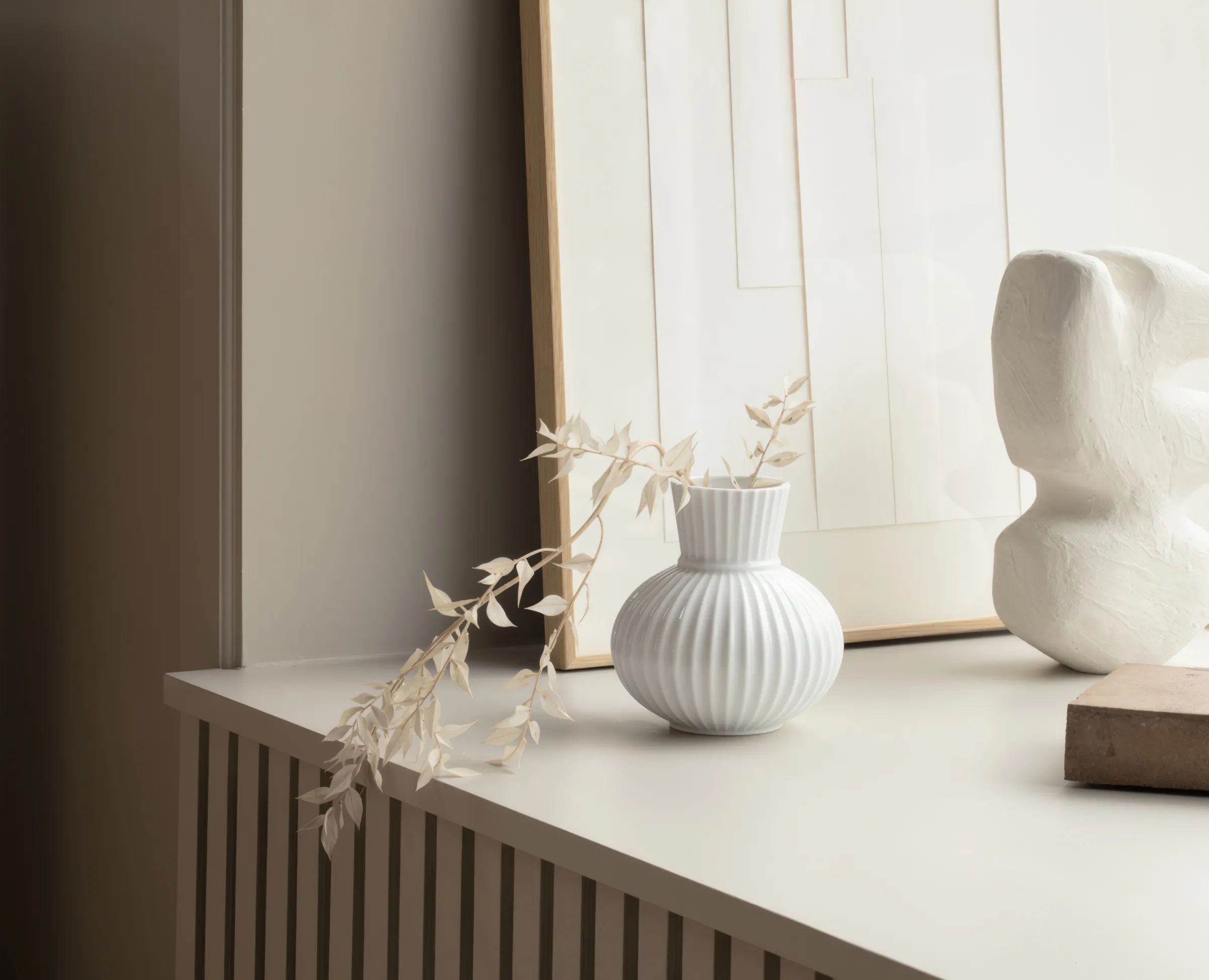 Lyngby Porcelæn Vaser Tura Vase i hvid, 14,5 cm, 2