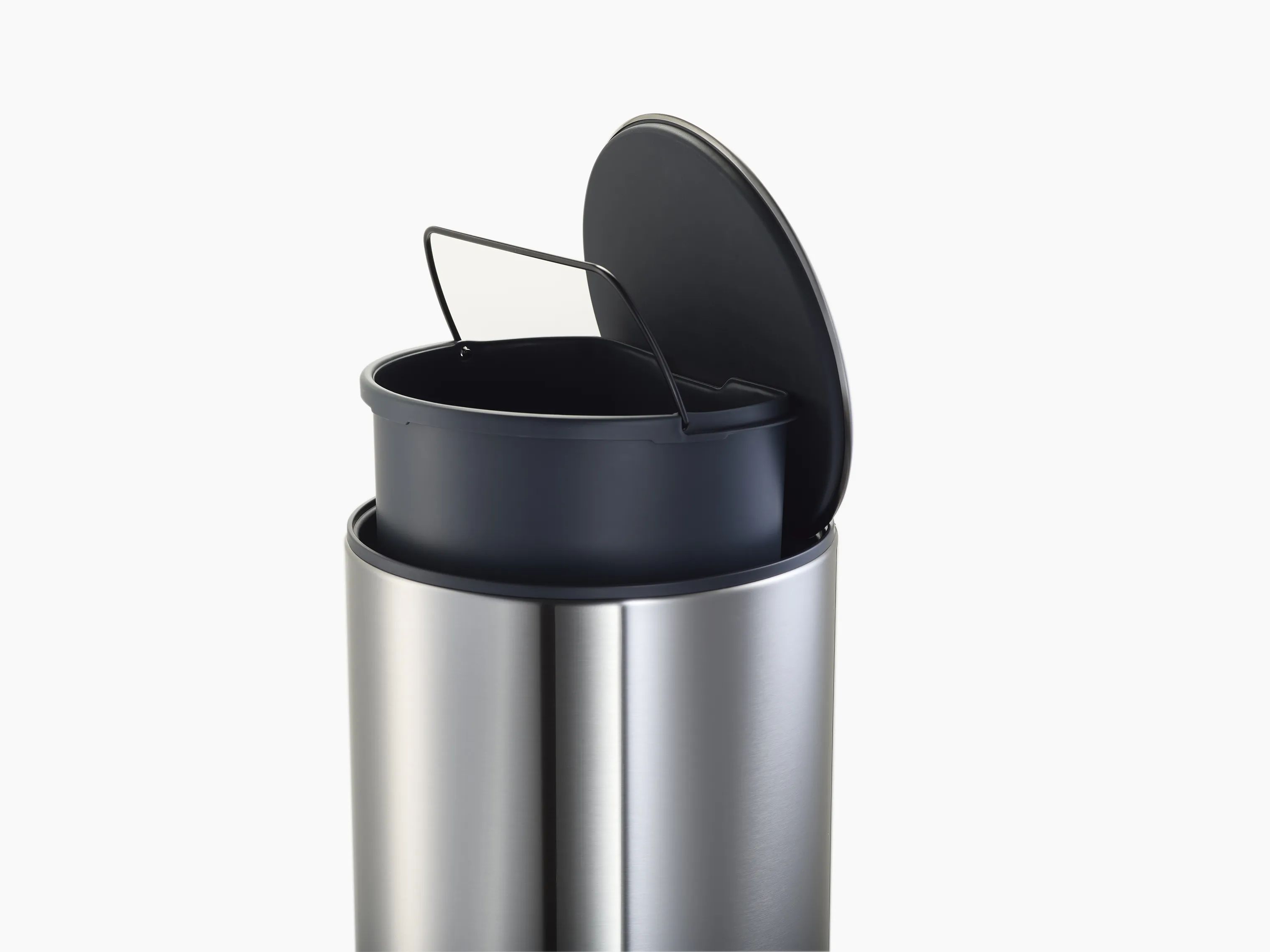 Joseph Joseph Pedalspande Arc  Affaldsspand i Stainless Steel, 10 L, 5