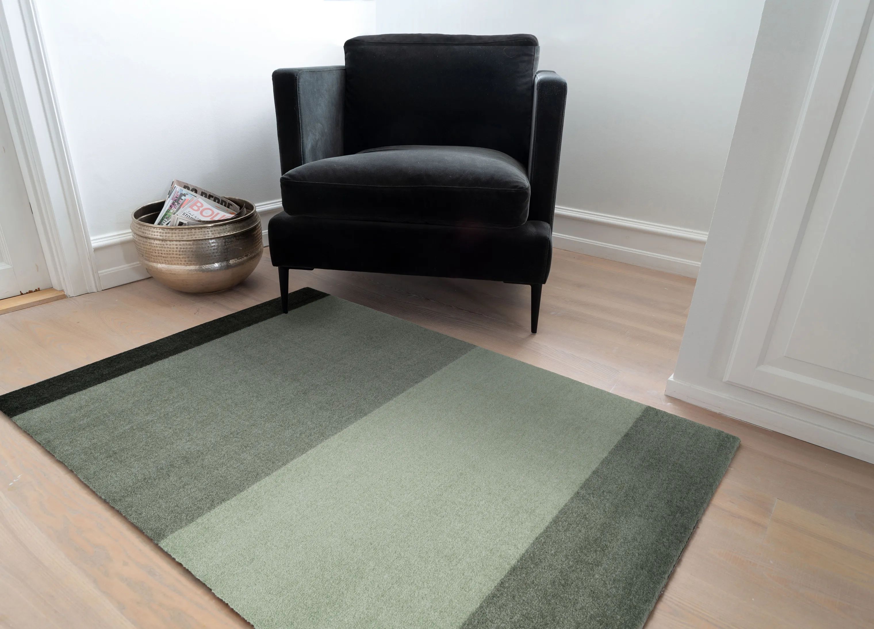 Tica Copenhagen Gulvtæpper Stripes Horisontal Gulvtæppe i Lysgrøn/støvetgrøn/mørkegrøn, B90 x L130 cm, 2