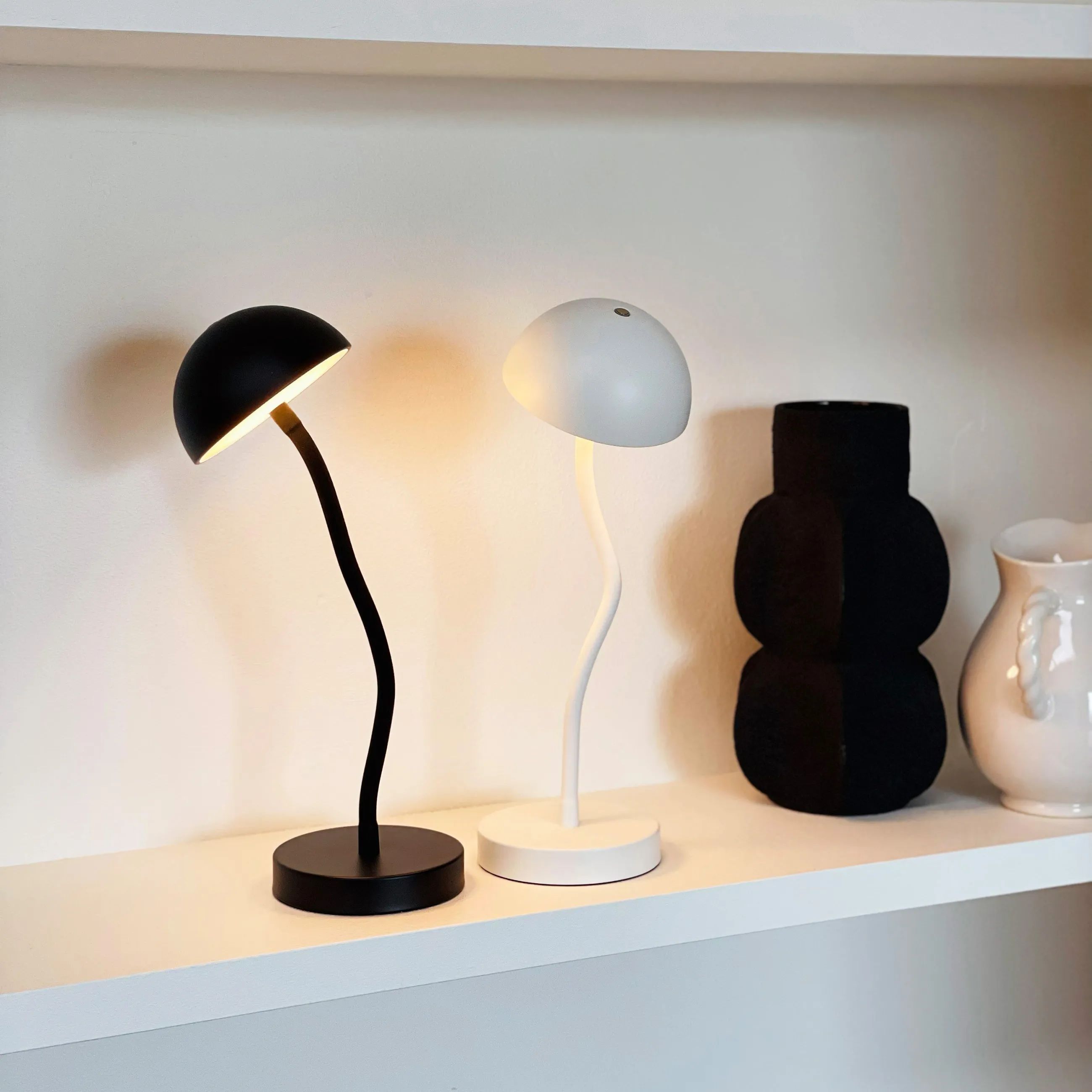 Dyberg Larsen Bordlamper Fonzy Bordlampe i Sort, 2