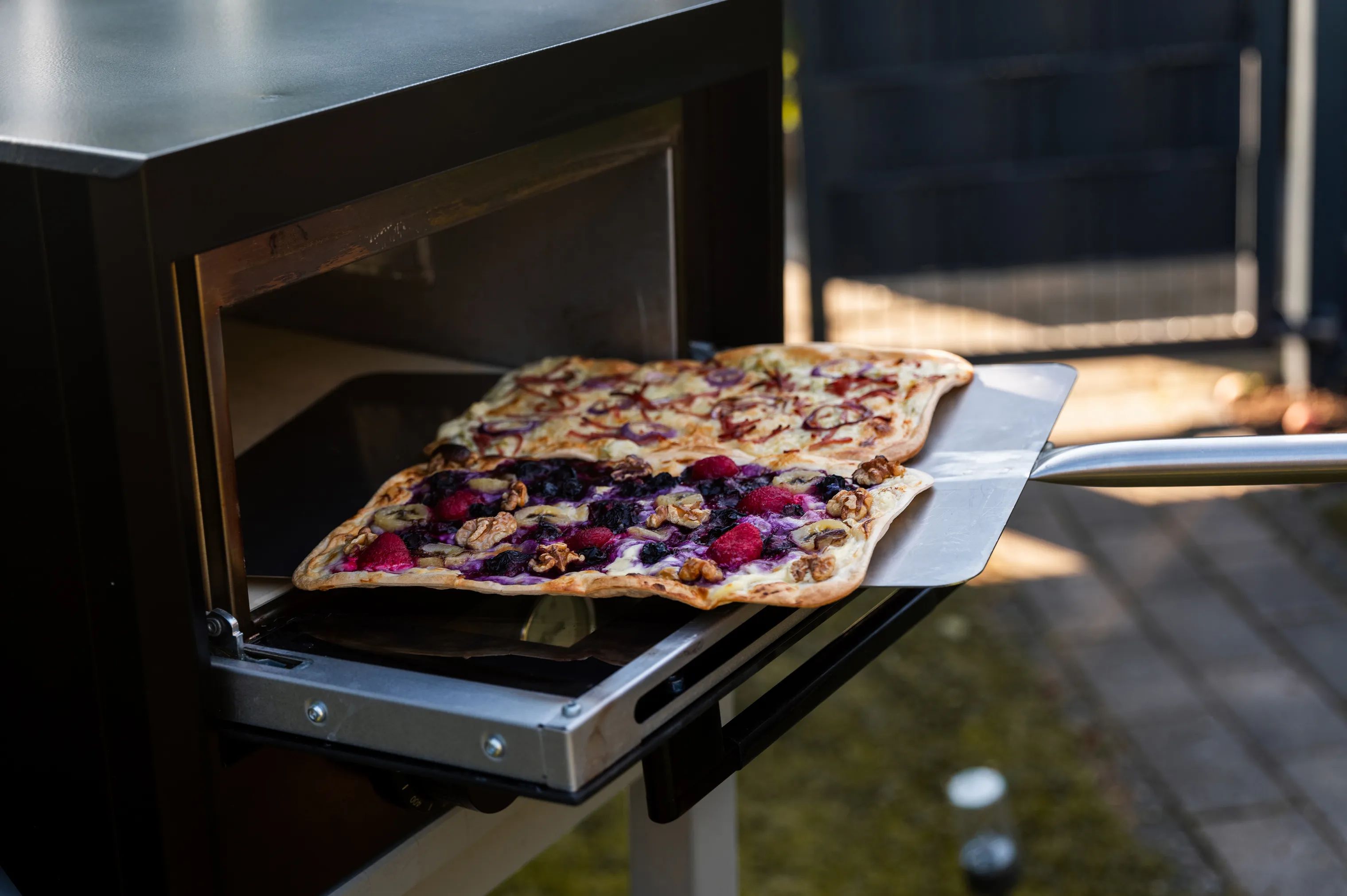 Grand Gourmet Udeovne Udendørs Multiovn i sort, 5