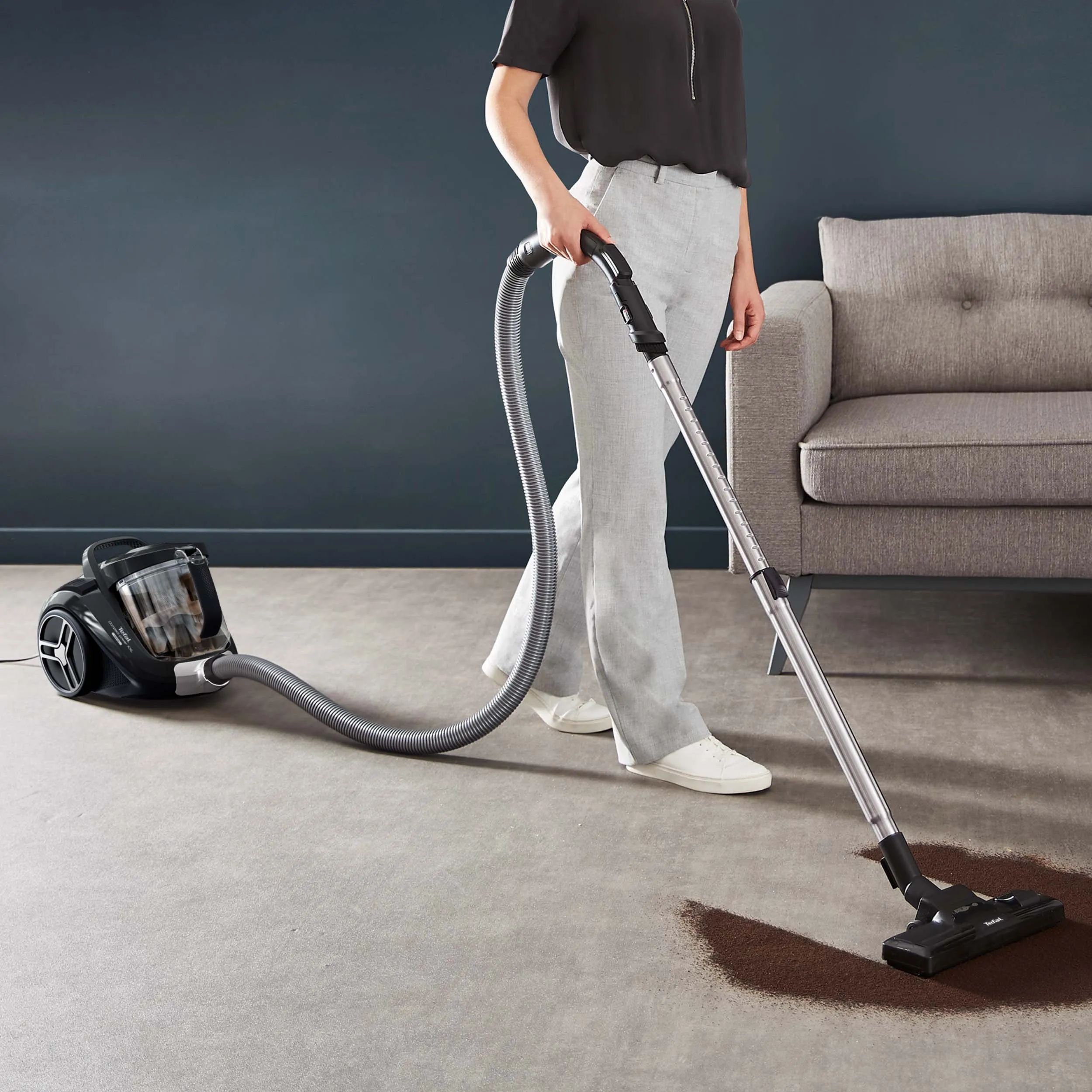 Tefal Støvsugere Compact Power XXL Cyclonic Animal Car Poseløs Støvsuger i Sort / sølv, 2