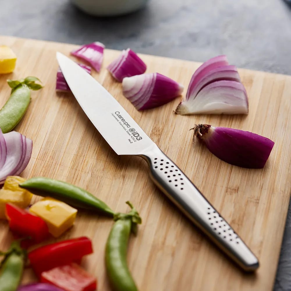 THE CUSTOM CHEF™ Kokkeknive Cuisine::pro®
iD3® Cuisine::pro iD3® Universalkniv i Sølvfarvet, 2